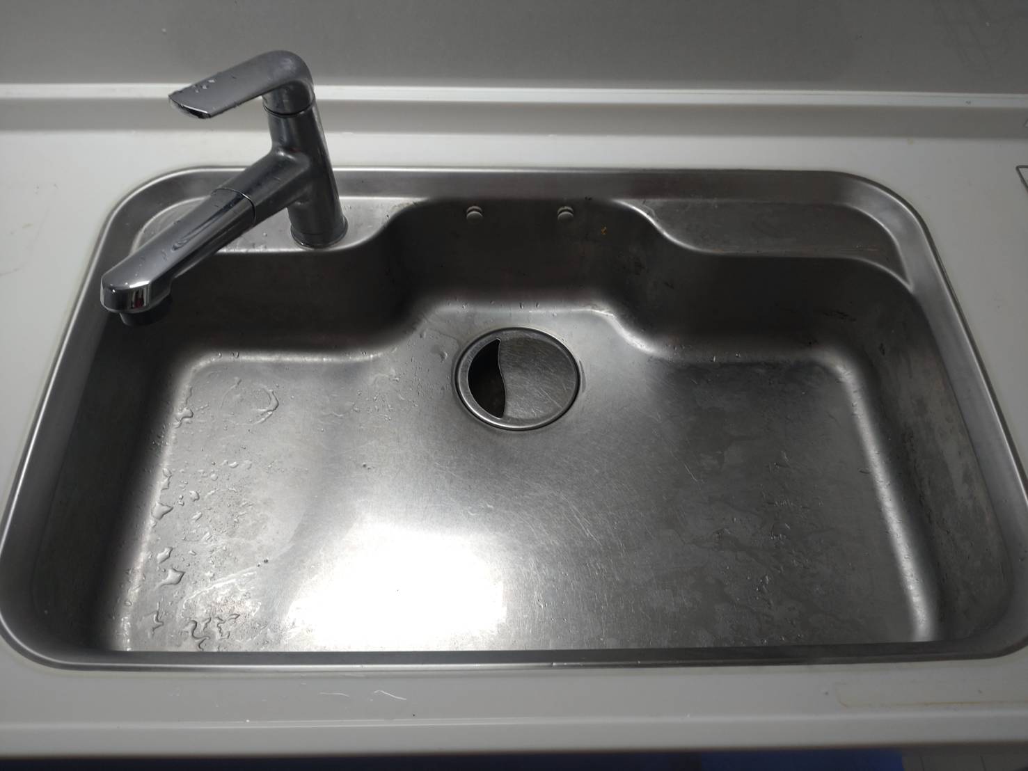 東京都品川区南品川のキッチンクリーニングの作業前2