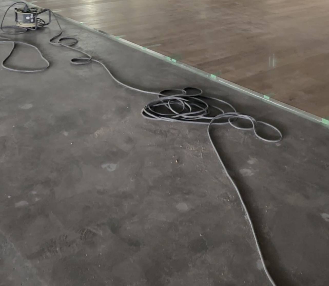 東京都渋谷区南青山のオフィス清掃の作業前1