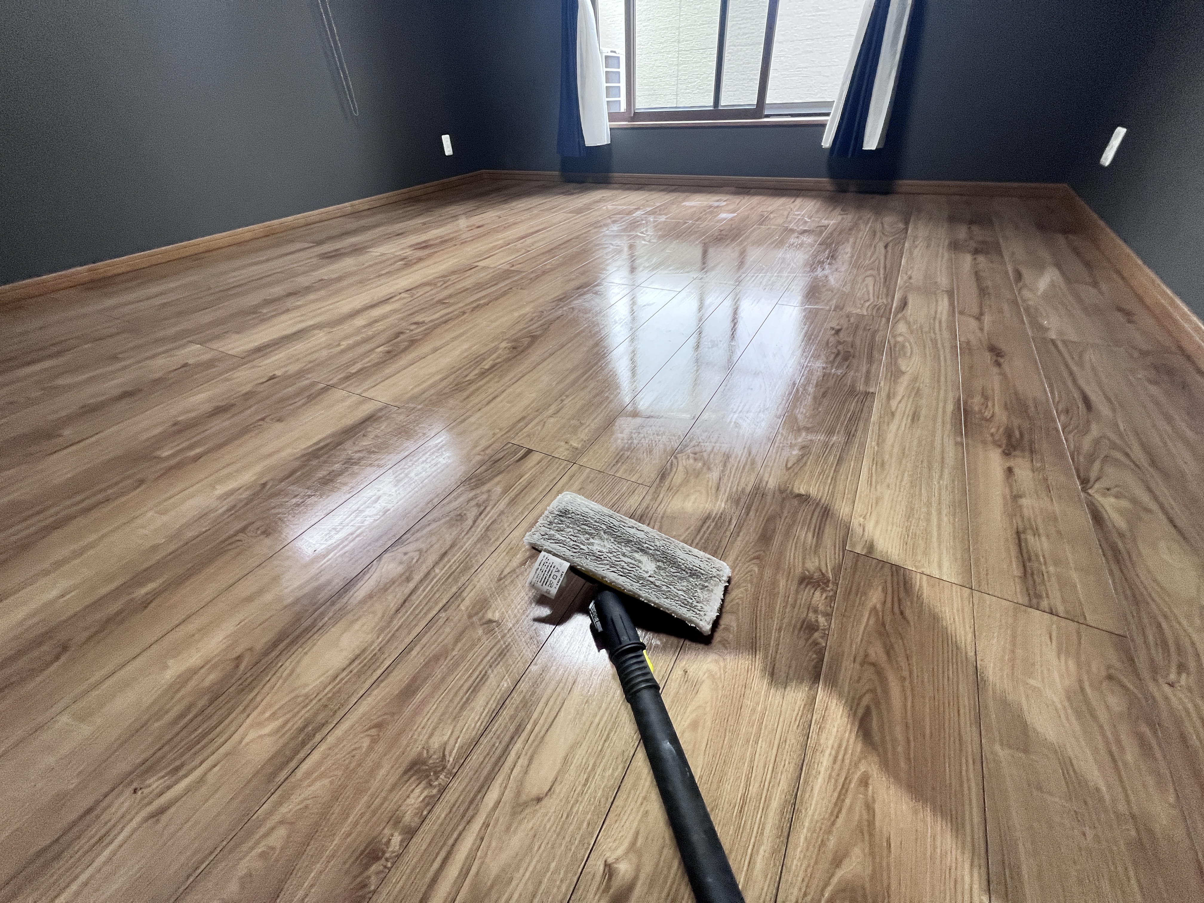 千葉県白井市根のフローリングクリーニングの作業前1