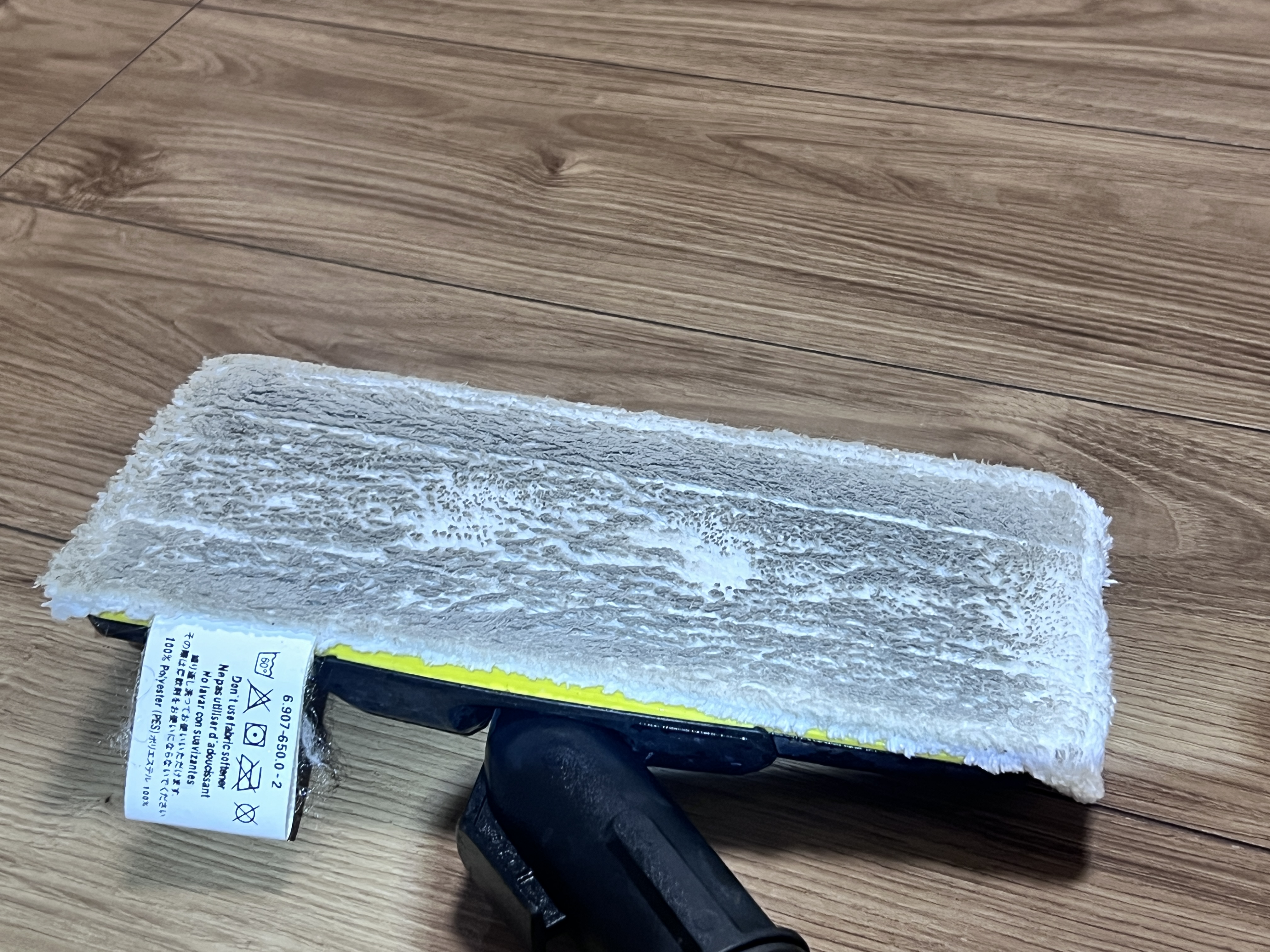 千葉県白井市根のフローリングクリーニングの作業前2