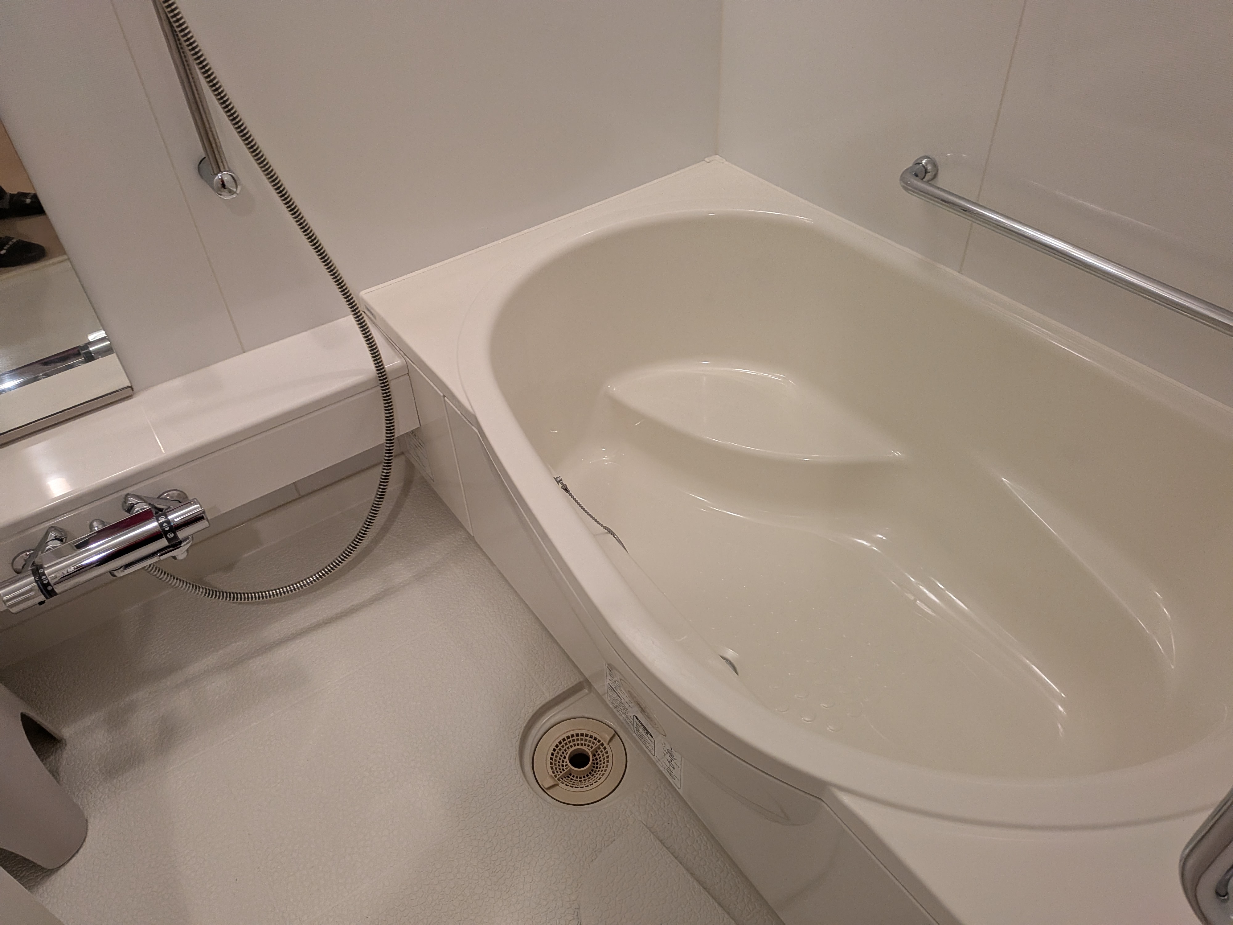 東京都港区芝浦の浴室・お風呂クリーニングの作業後1