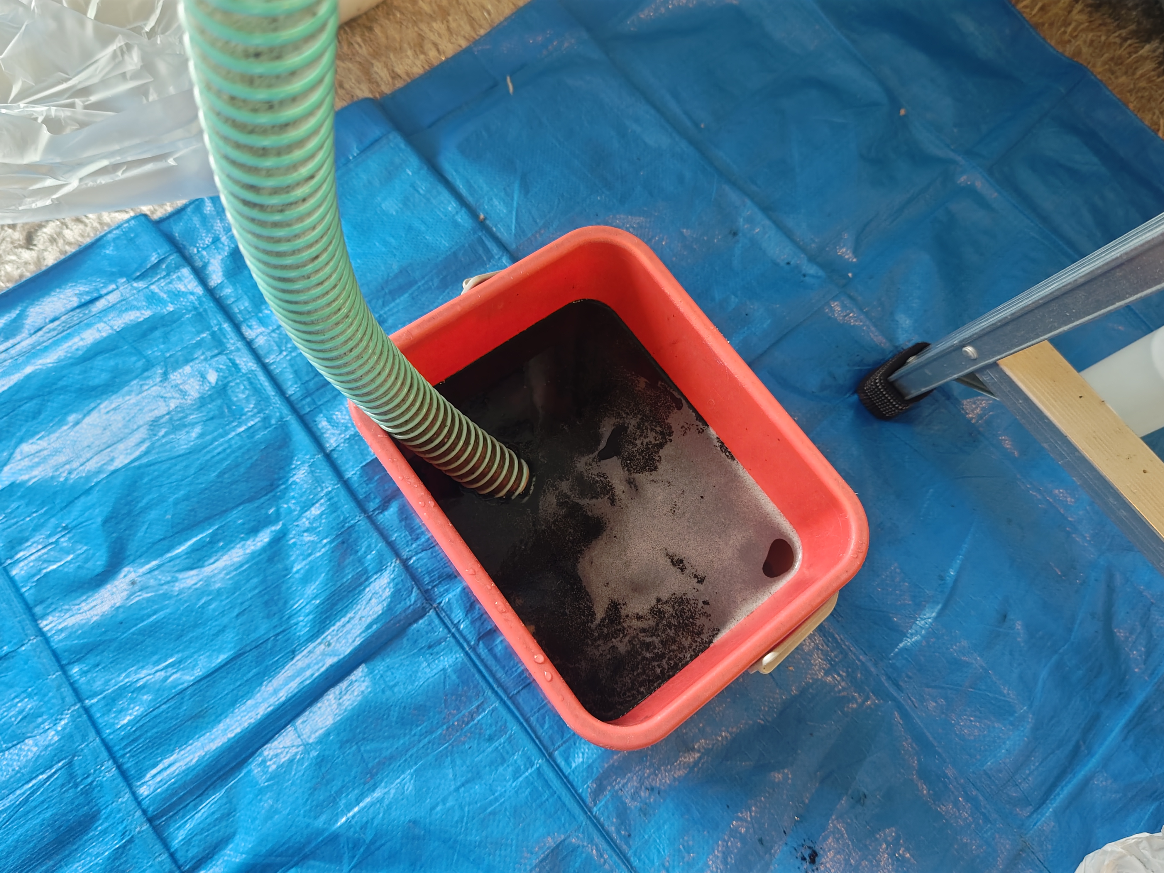 東京都新宿区富久町の家庭用天井埋め込みエアコンの作業後1