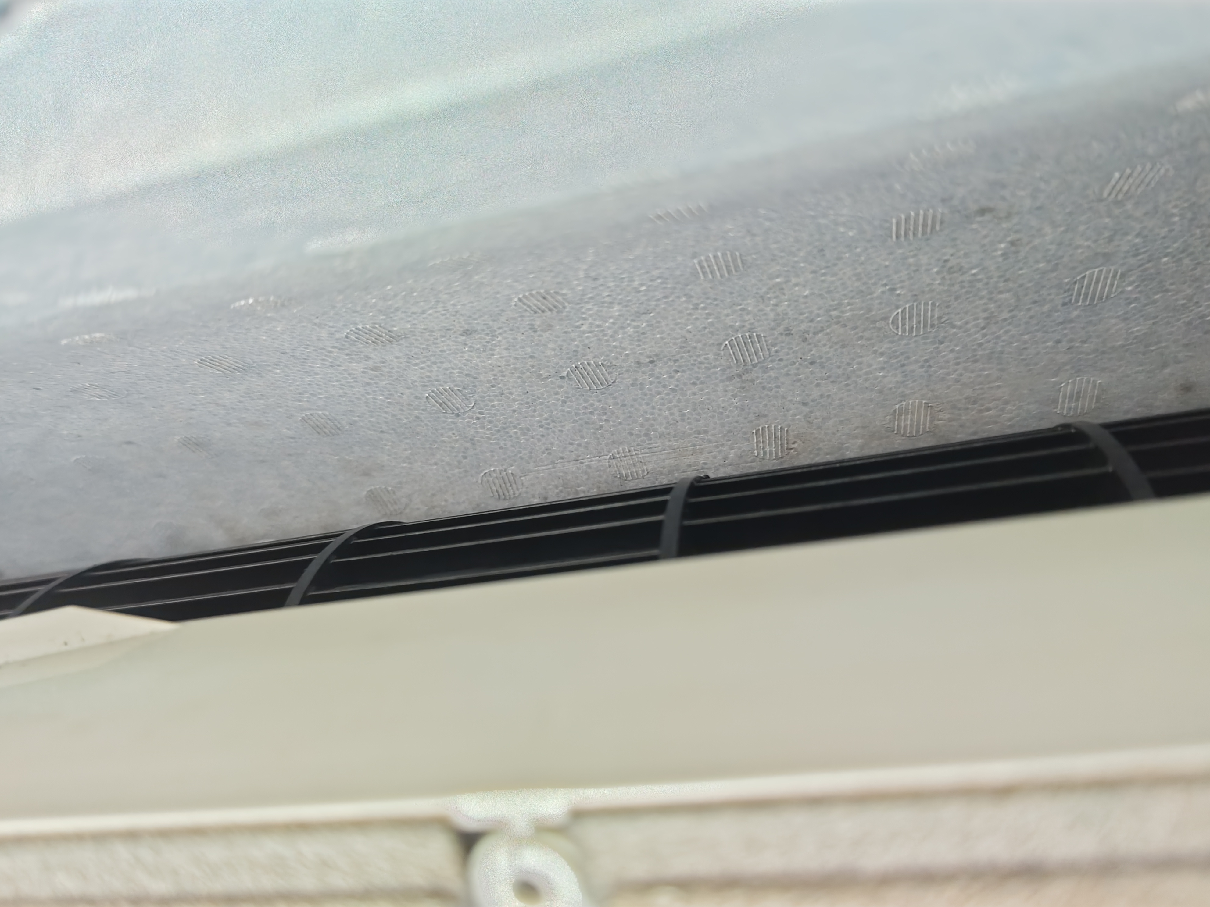 東京都新宿区富久町の家庭用天井埋め込みエアコンの作業後2