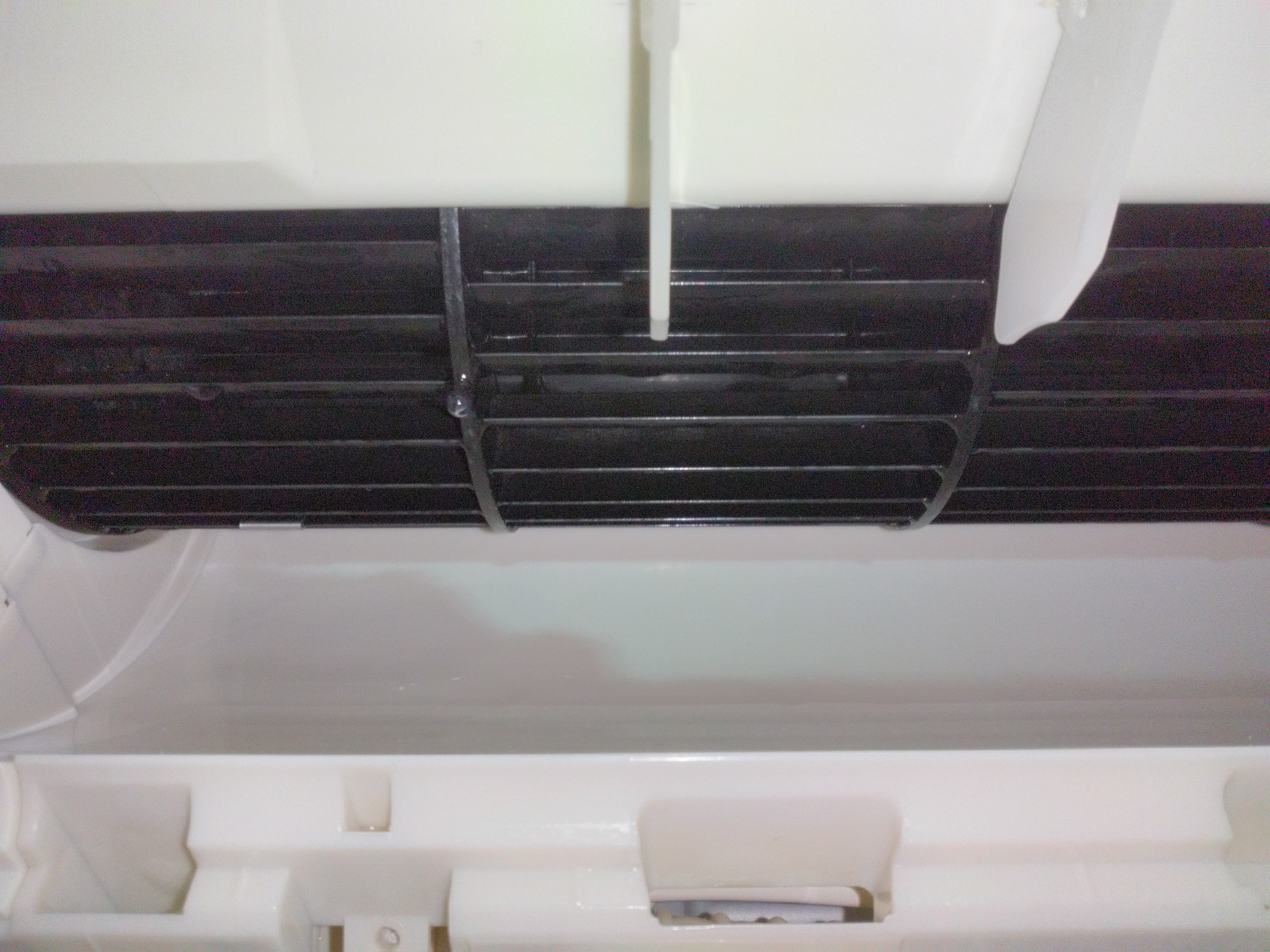 山梨県甲府市上今井町の壁掛けエアコンの作業後2