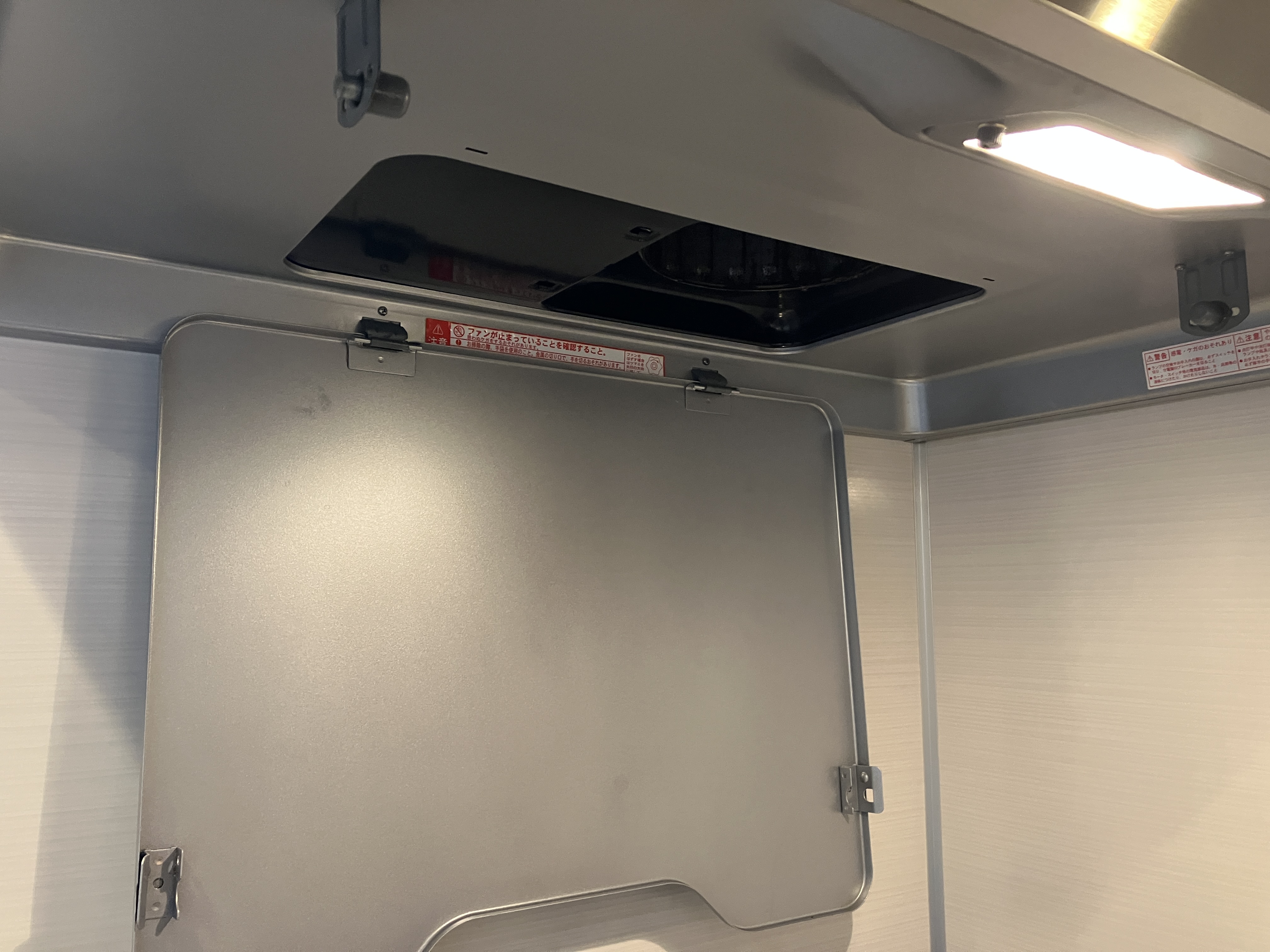 神奈川県川崎市中原区小杉町のレンジフードクリーニングの作業後1