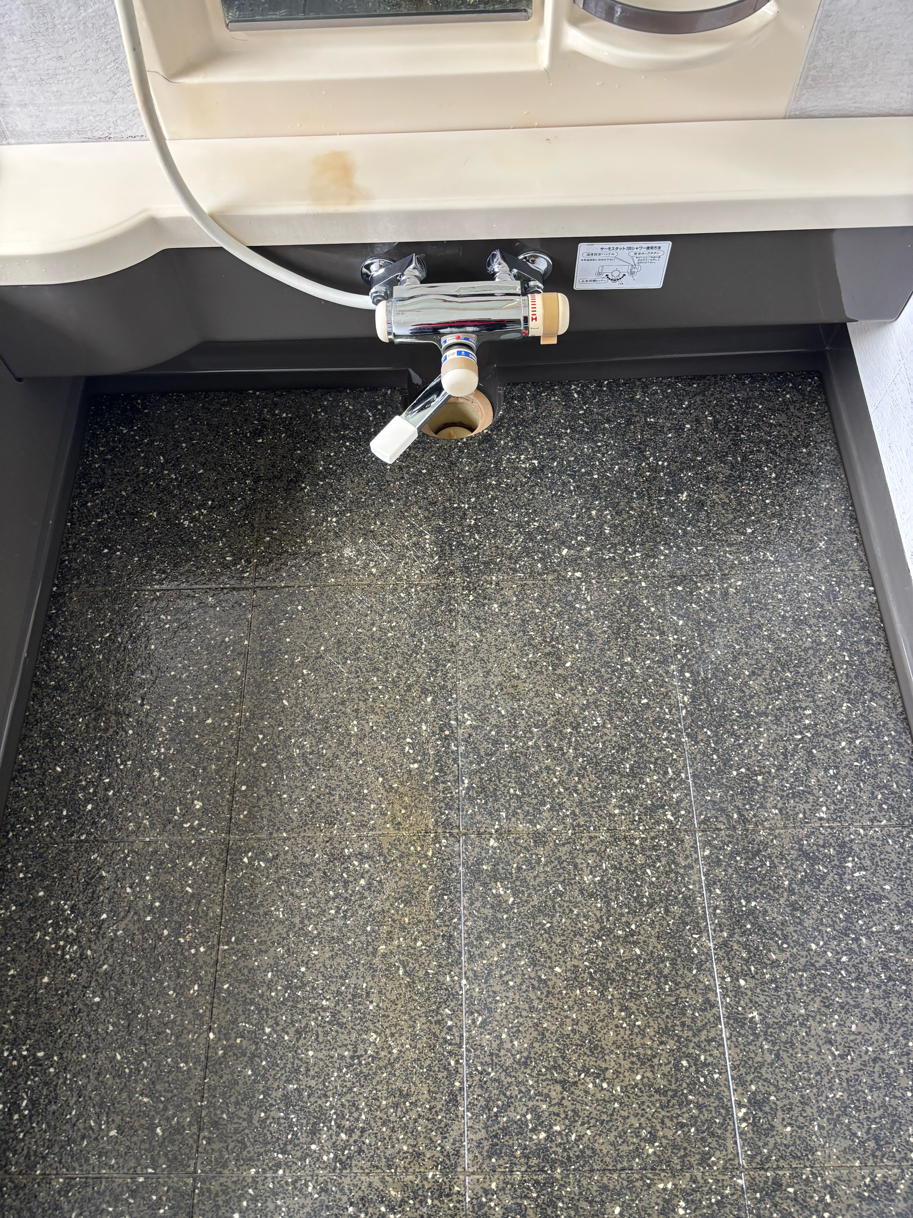 神奈川県平塚市の浴室・お風呂クリーニングの作業後1