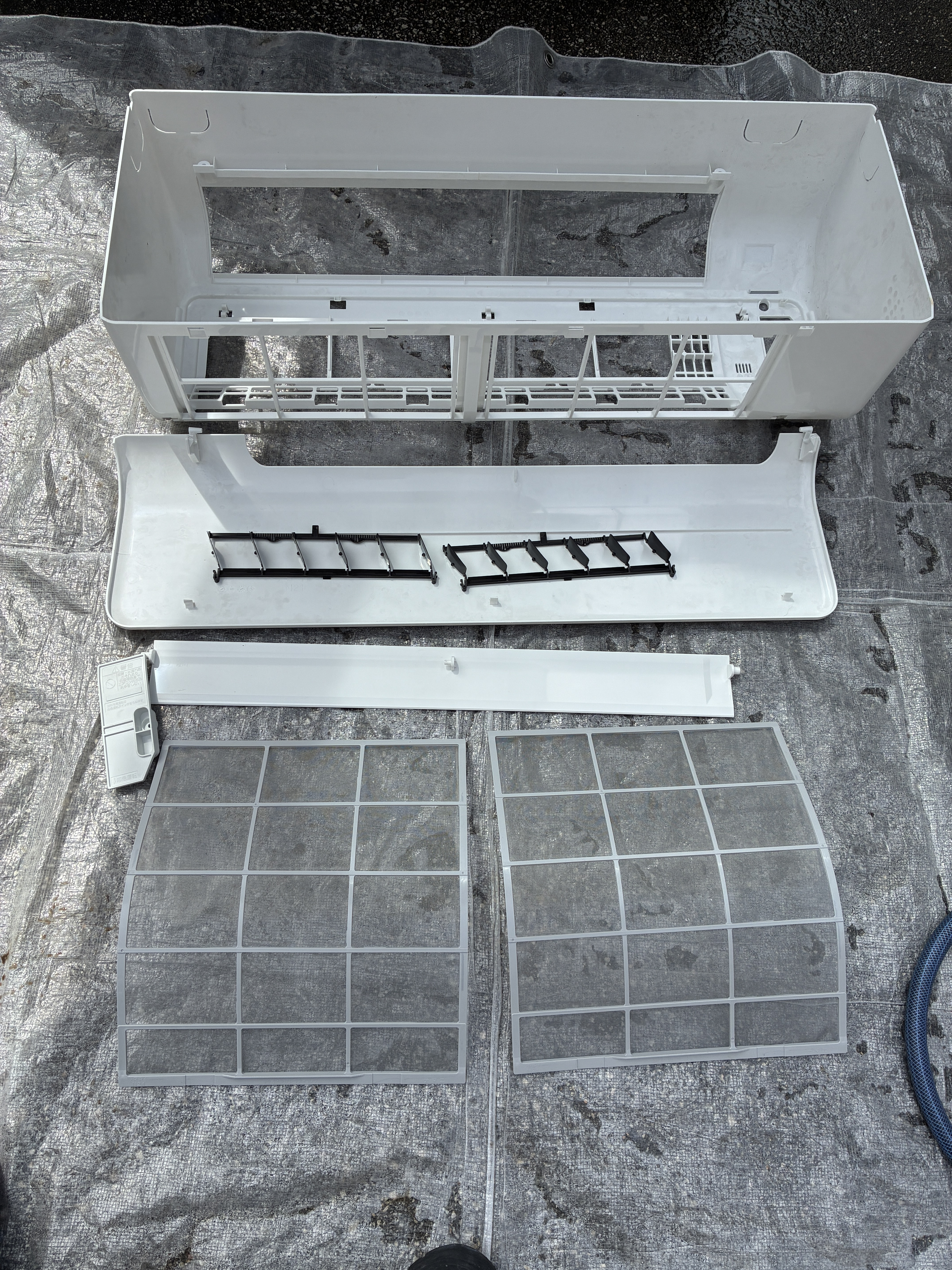 大阪府南河内郡千早赤阪村の壁掛けエアコンの作業前1