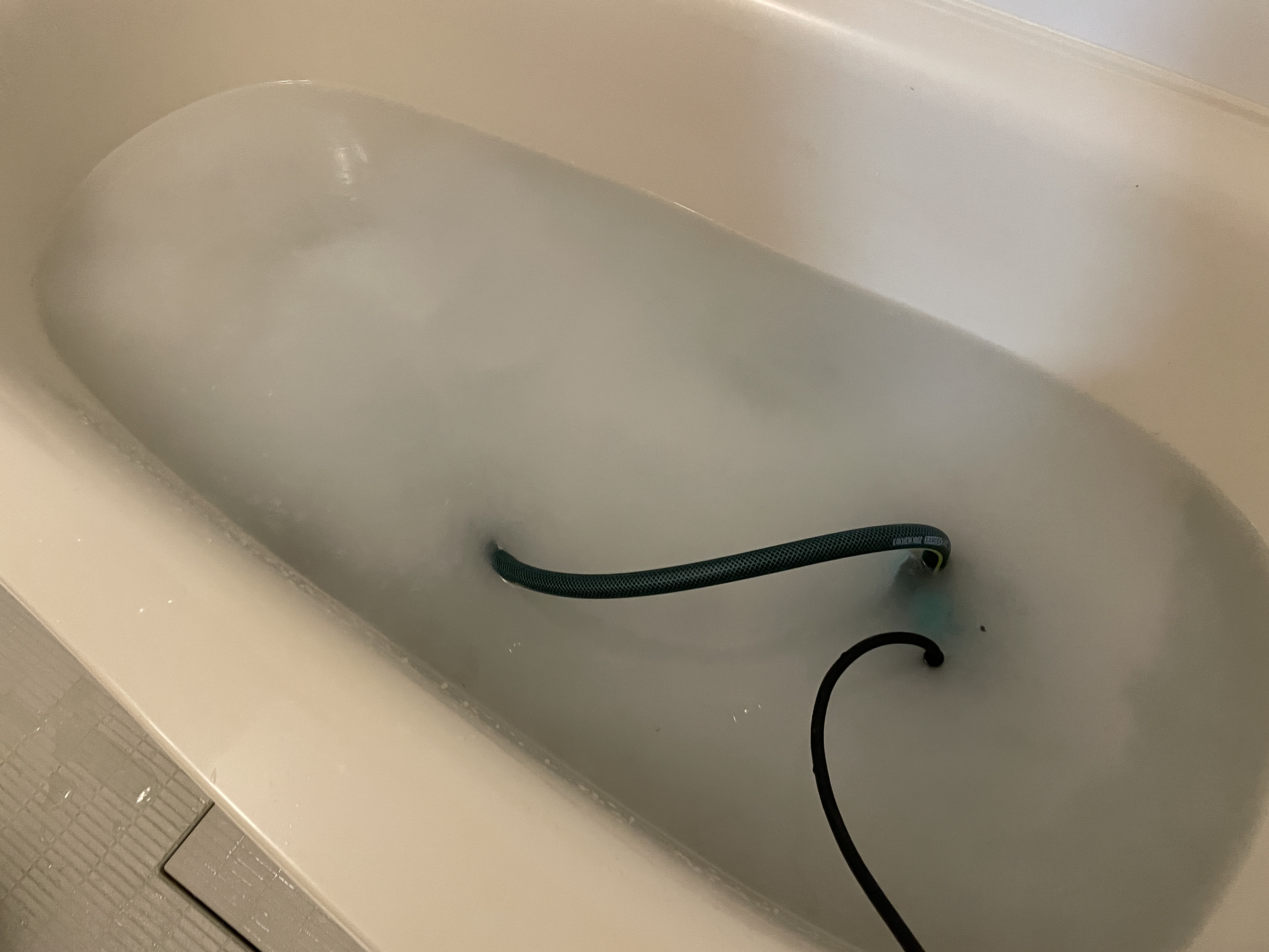 愛知県名古屋市千種区茶屋ヶ坂の追い焚き配管除菌洗浄の作業前1