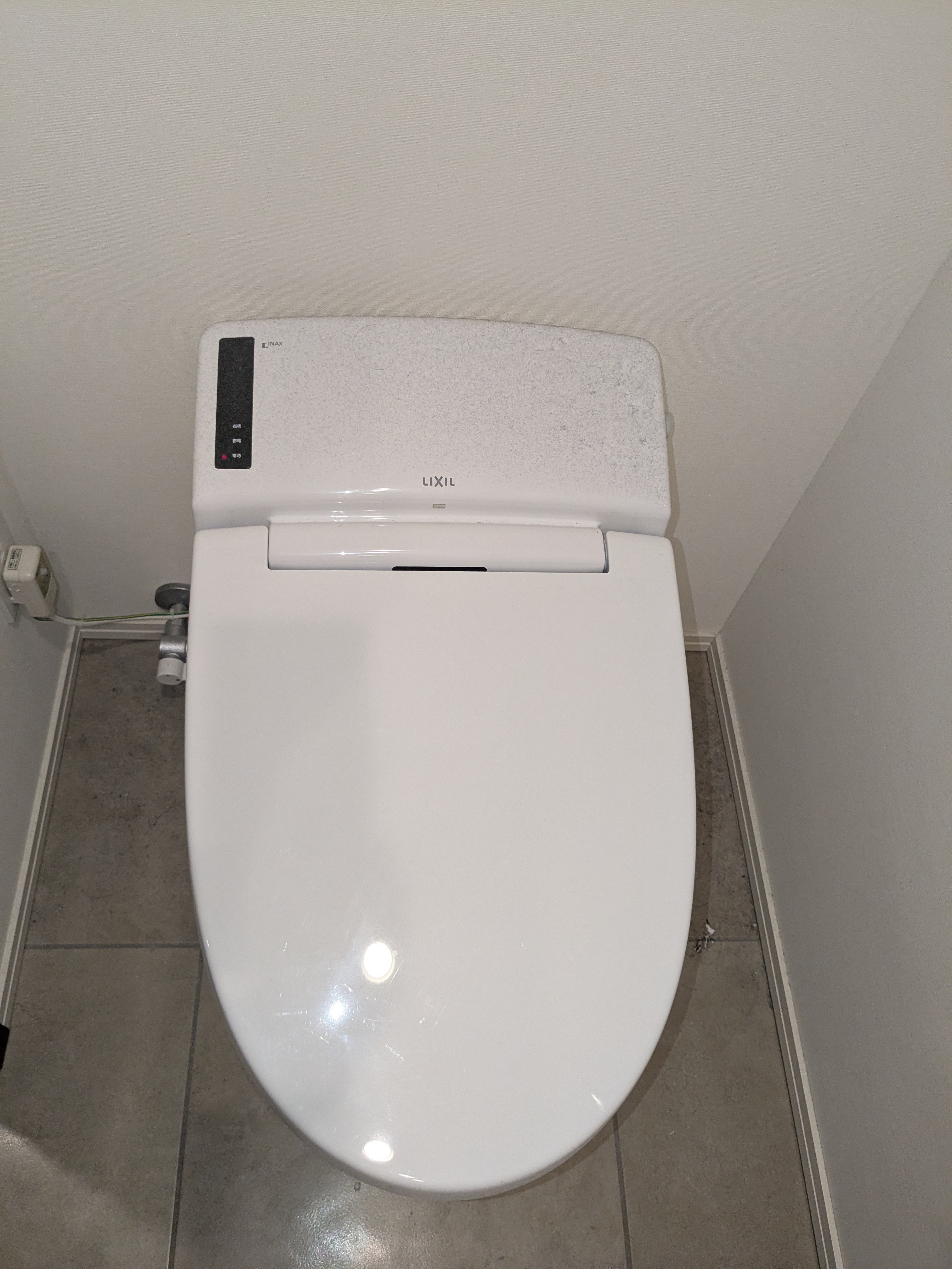 東京都港区北青山のトイレクリーニングの作業前1