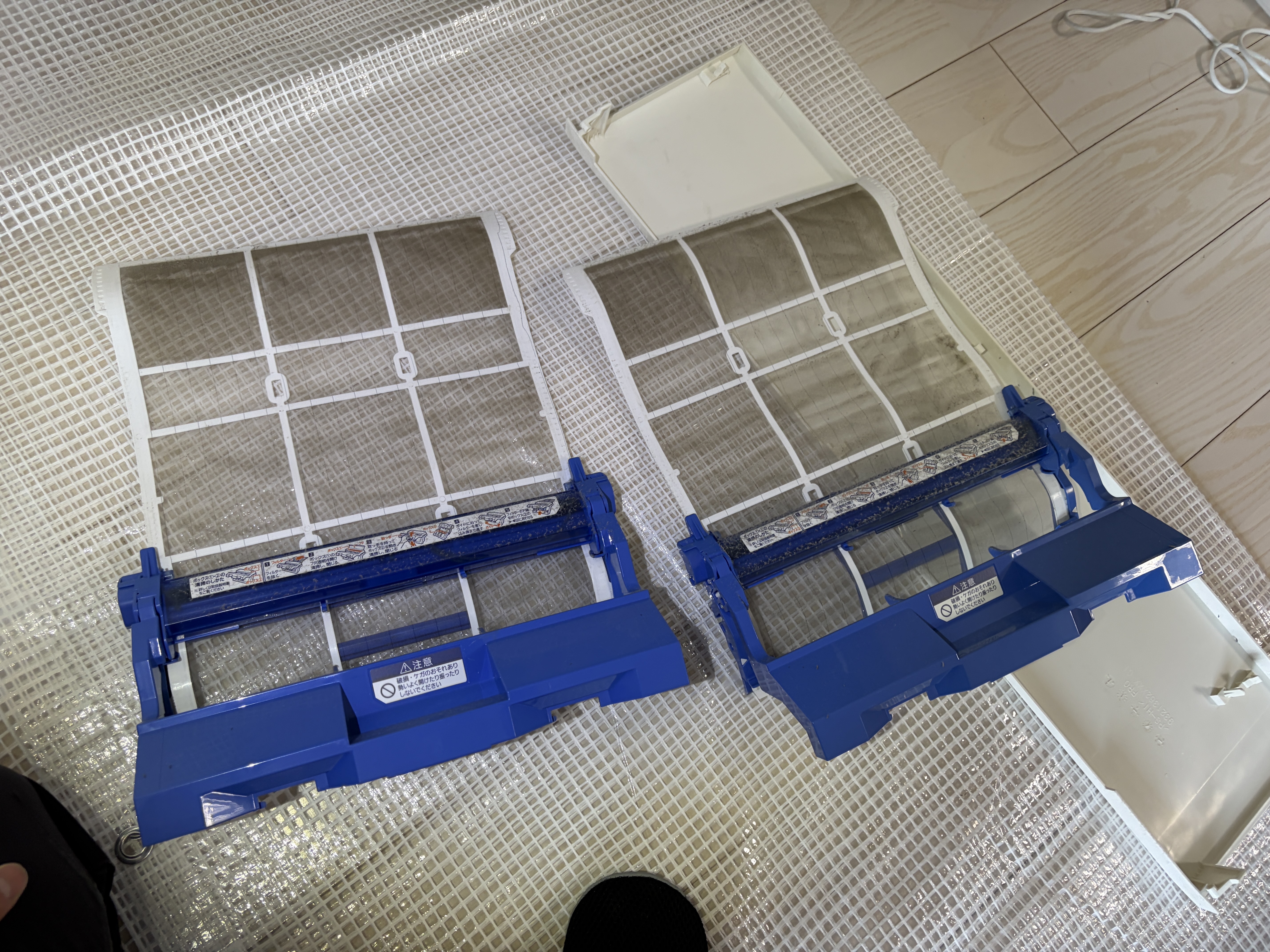 兵庫県川西市猪名川町のお掃除機能付きエアコンの作業前3