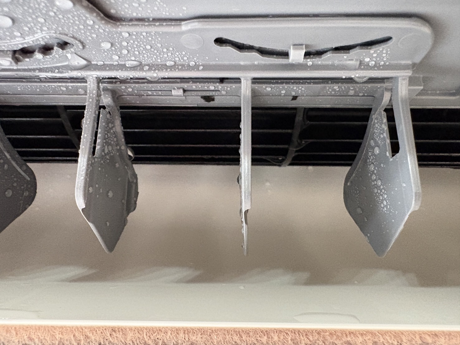 静岡県磐田市の壁掛けエアコンの作業後1