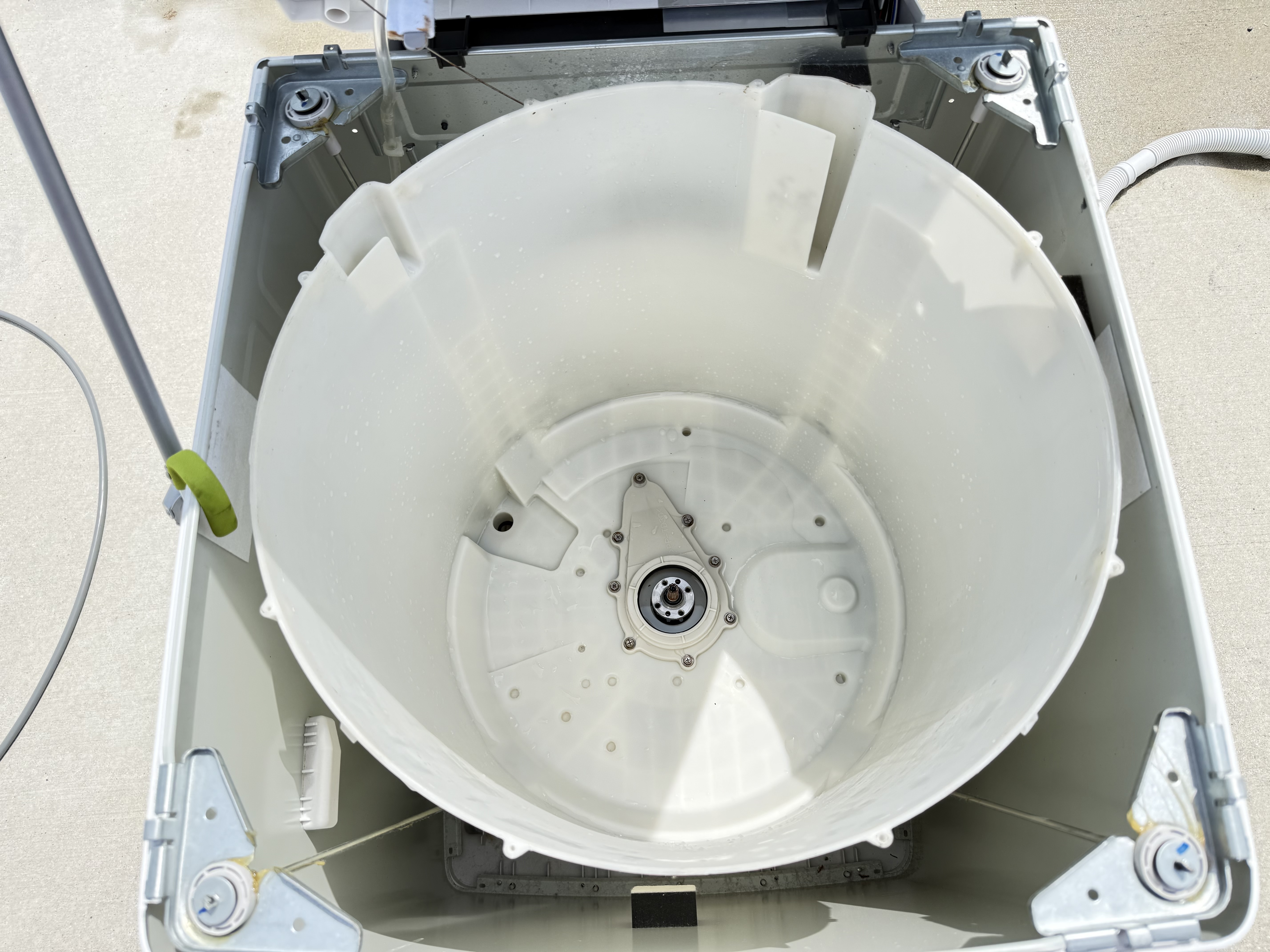 福岡県豊前市の洗濯機分解クリーニングの作業後1