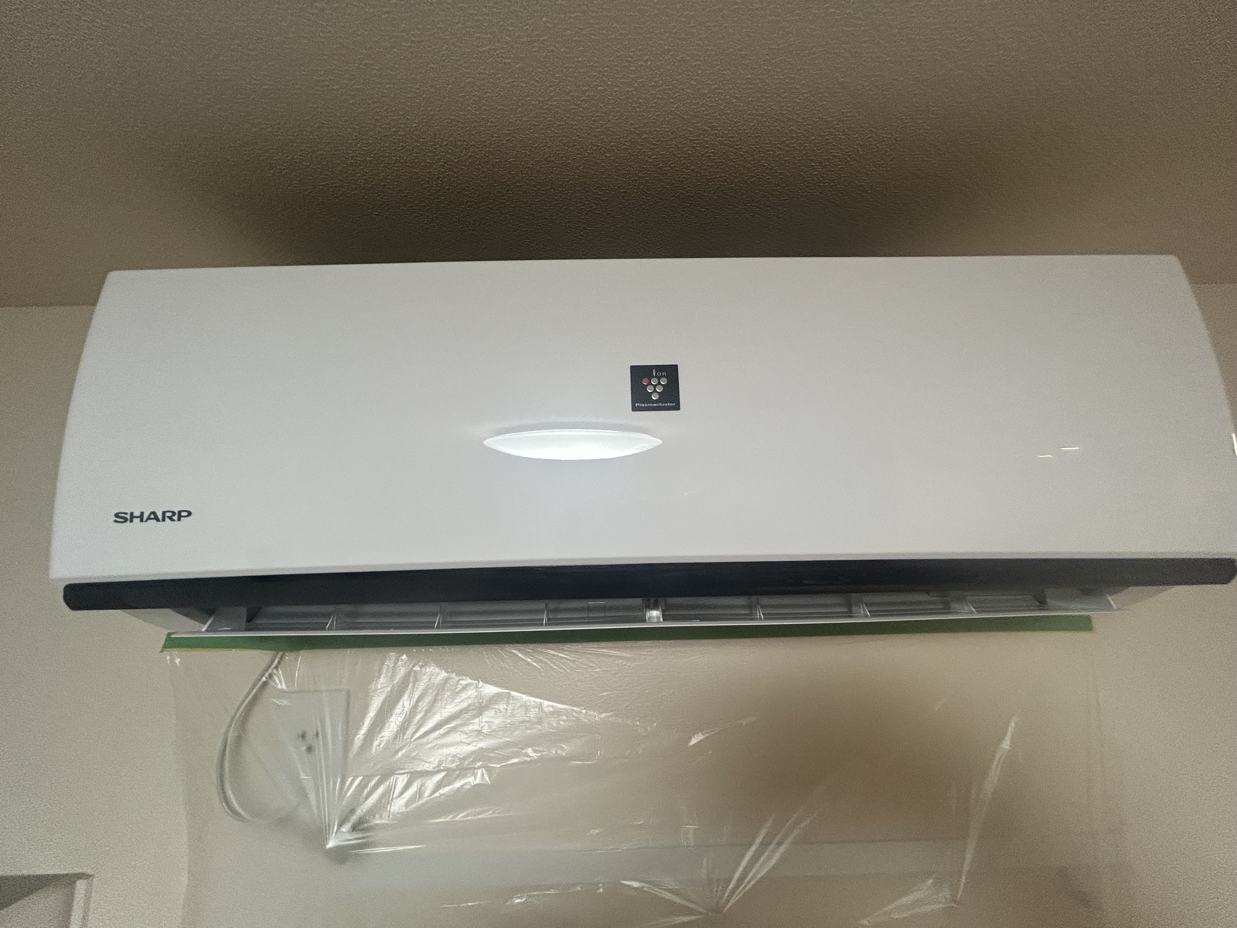 東京都中野区中央3丁目の壁掛けエアコンの作業前1