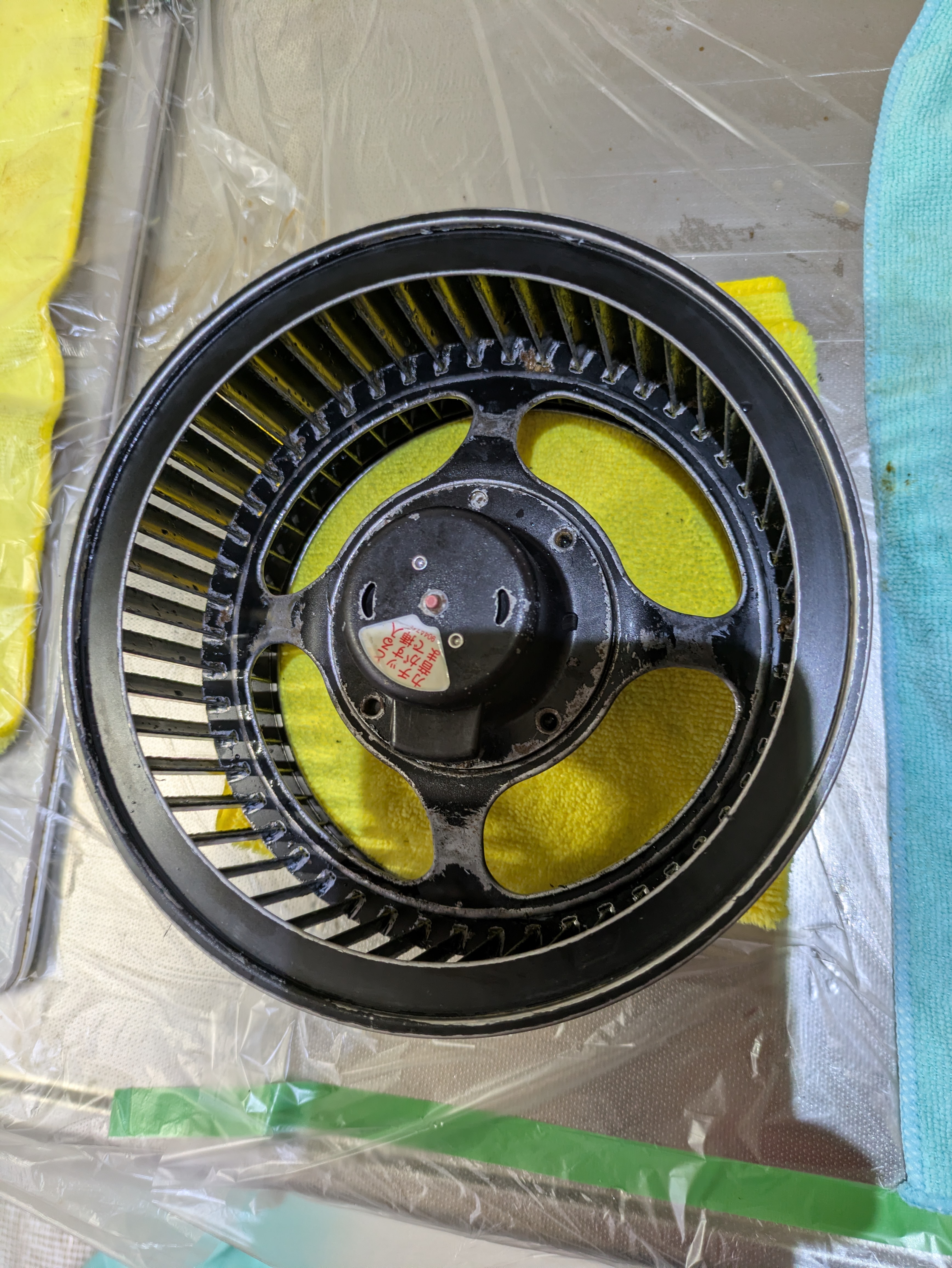 埼玉県北葛飾郡松伏町松伏のレンジフードクリーニングの作業後1