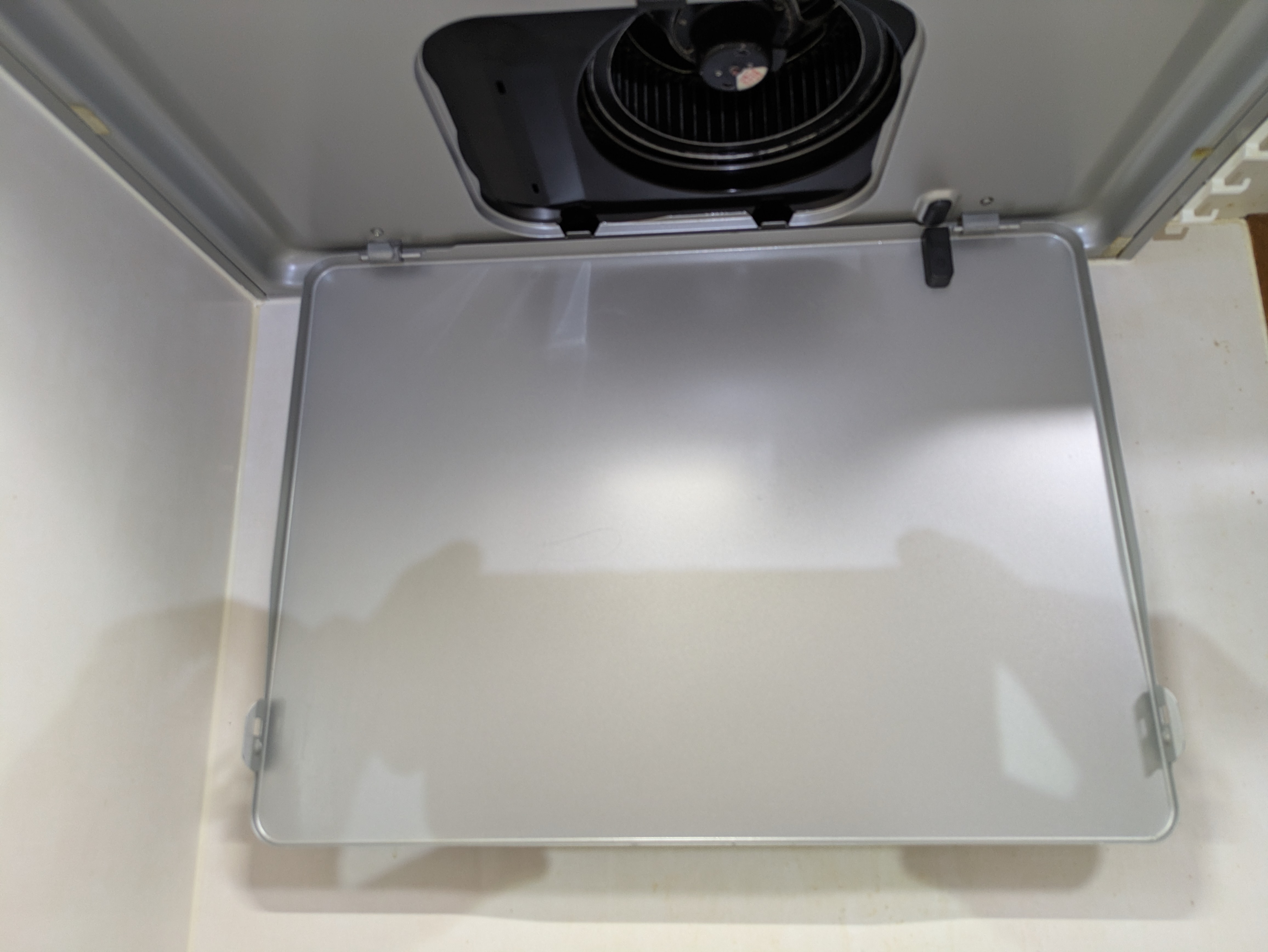 埼玉県北葛飾郡松伏町松伏のレンジフードクリーニングの作業後3