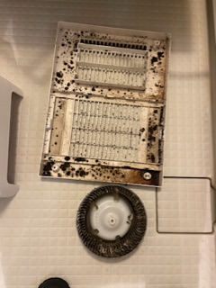 東京都世田谷区上北沢の浴室乾燥機クリーニングの作業前1