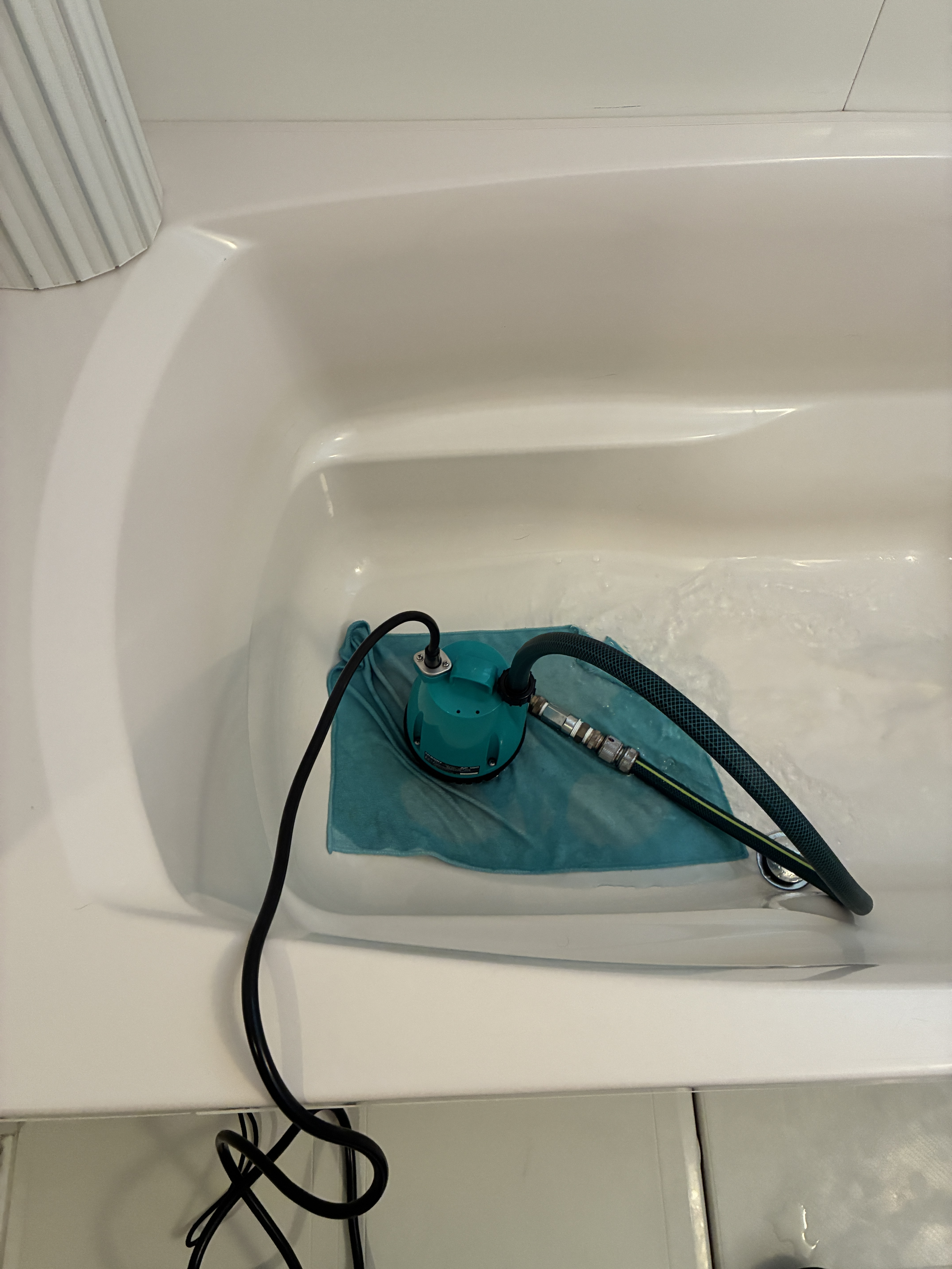 大阪府大阪市東淀川区の追い焚き配管除菌洗浄の作業前1