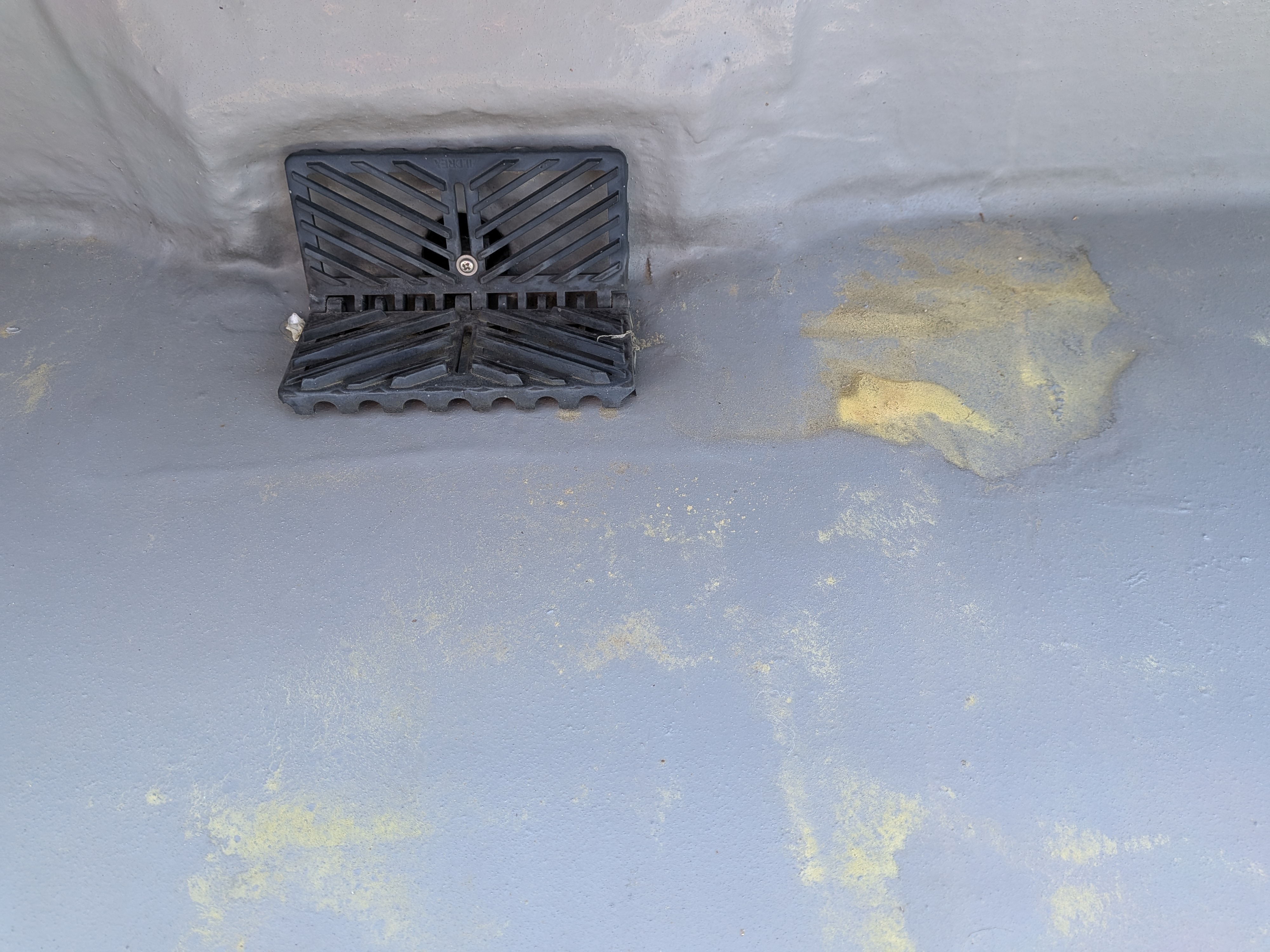 東京都目黒区祐天寺のビル・マンション共用部清掃の作業前1