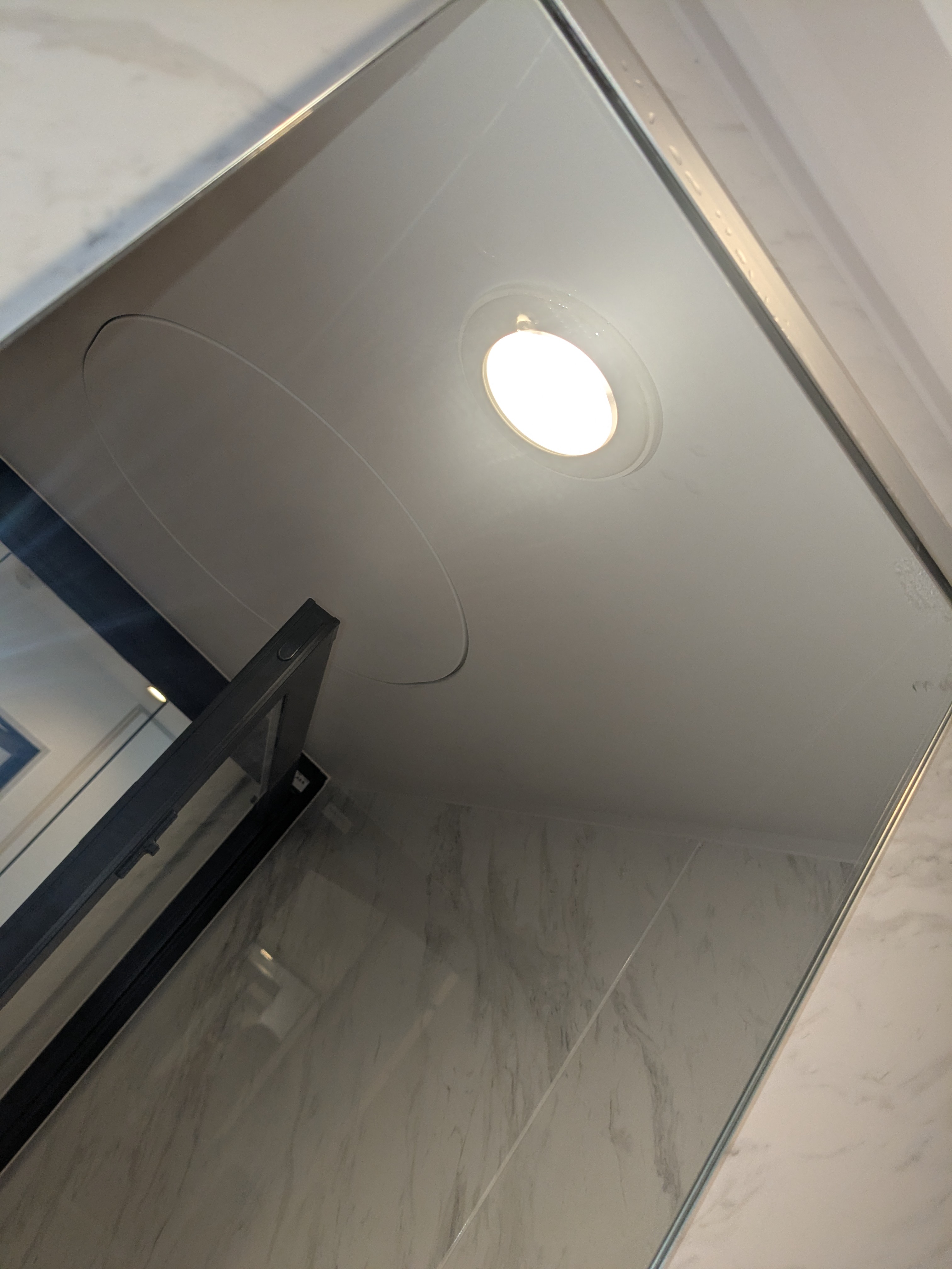 東京都港区高輪の店舗清掃の作業後2