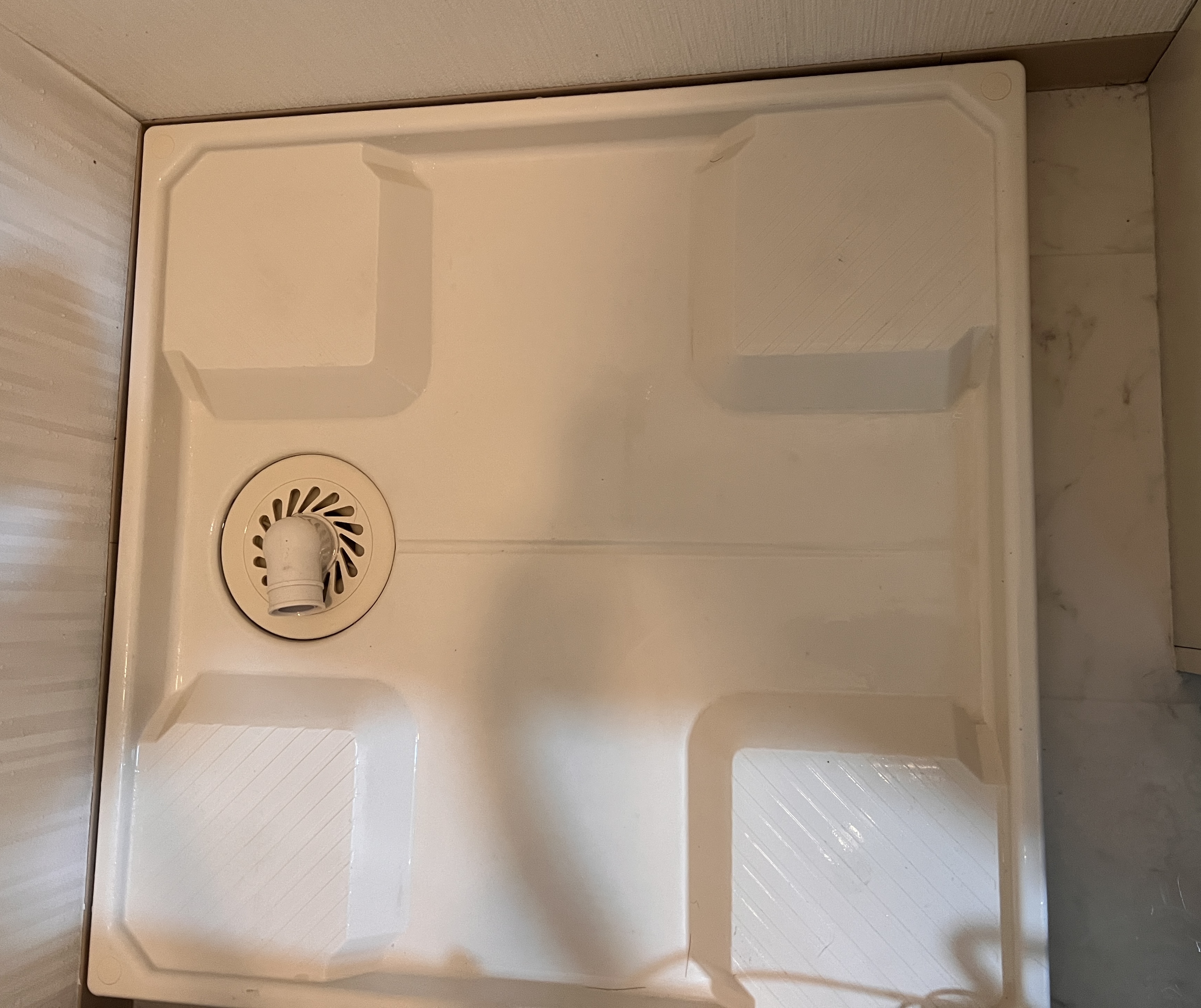 静岡県浜松市中央区の賃貸住宅退去後の原状回復クリーニングの作業後1