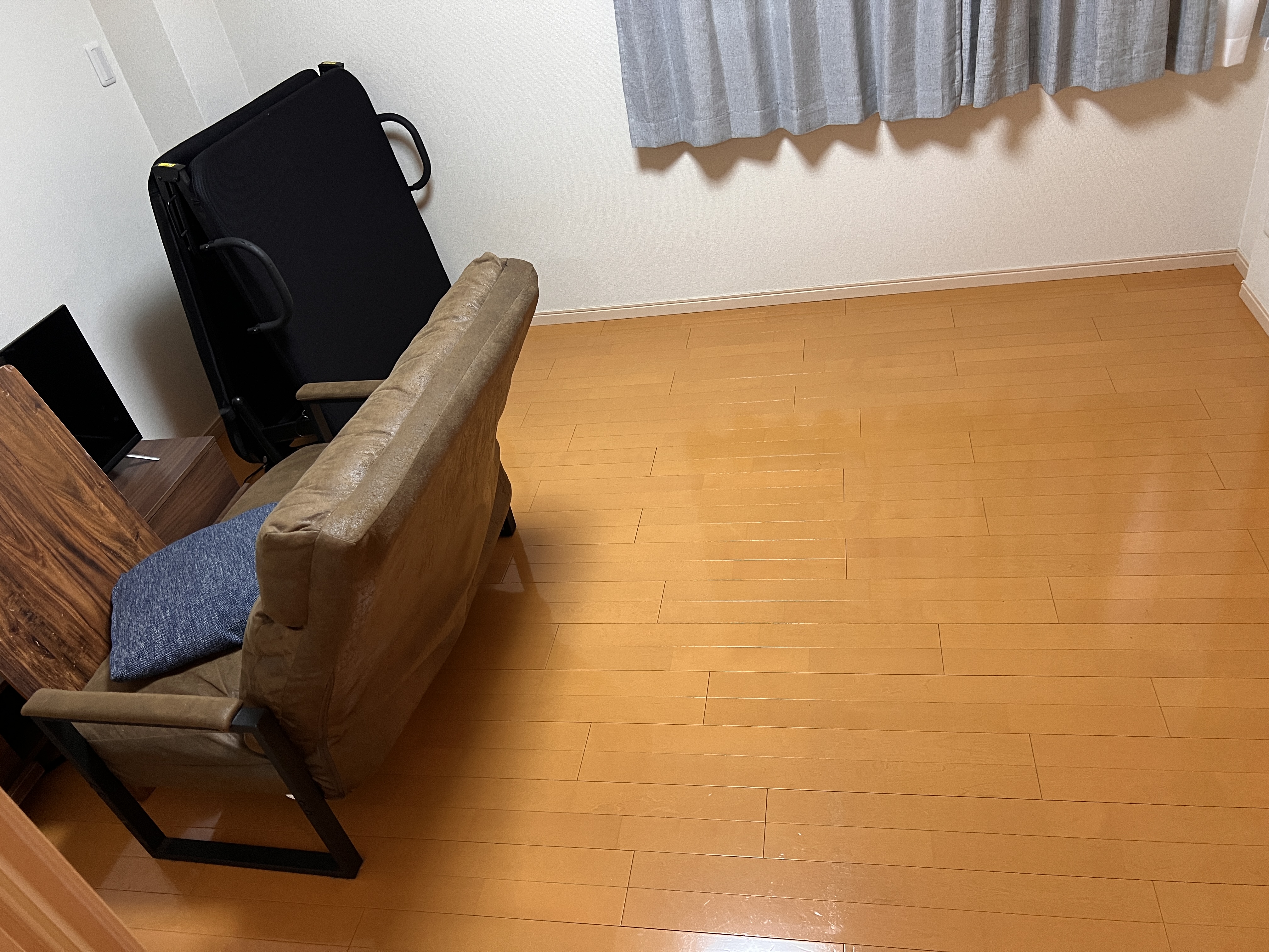 静岡県浜松市中央区の賃貸住宅退去後の原状回復クリーニングの作業前2