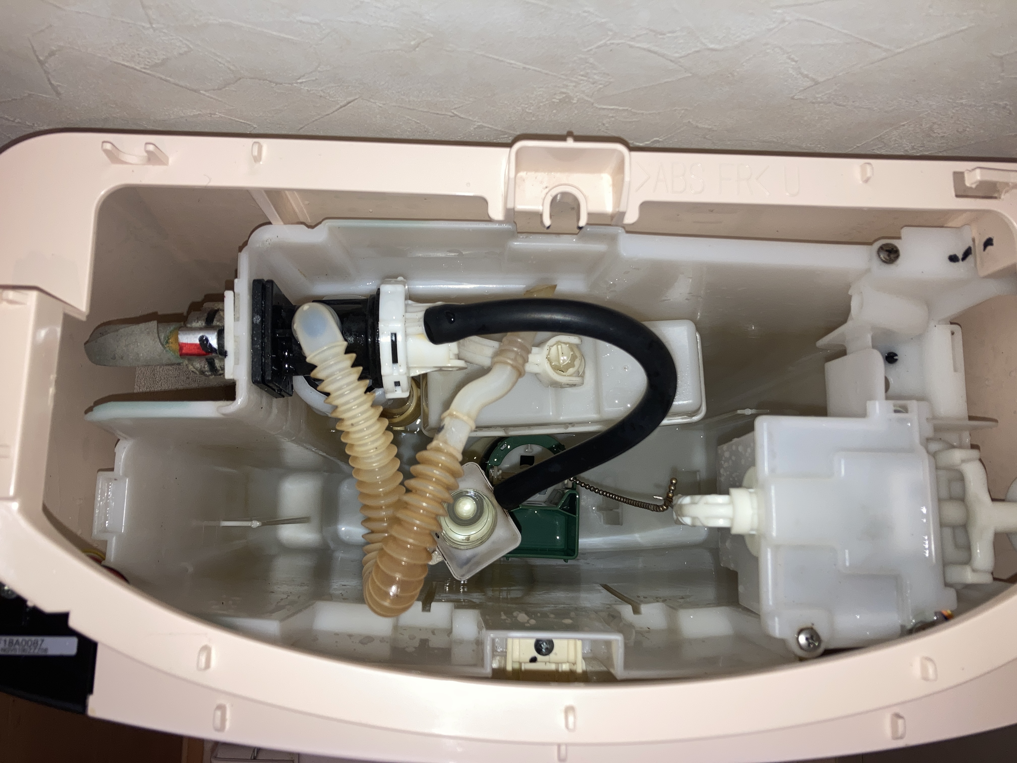 京都府京都市伏見区醍醐高畑町のトイレクリーニングの作業後1