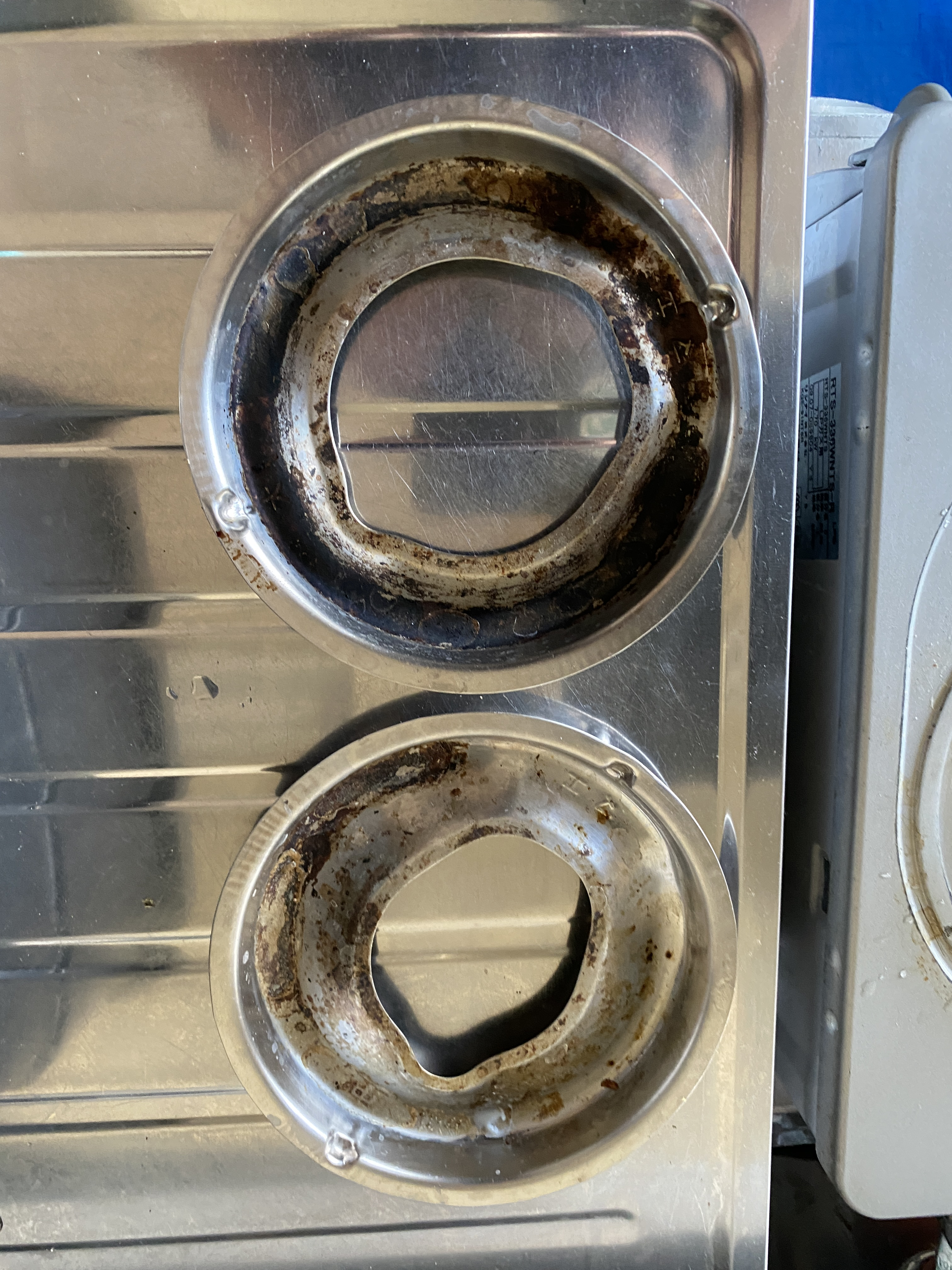 神奈川県横浜市旭区二俣川１丁目の賃貸住宅退去後の原状回復クリーニングの作業前2