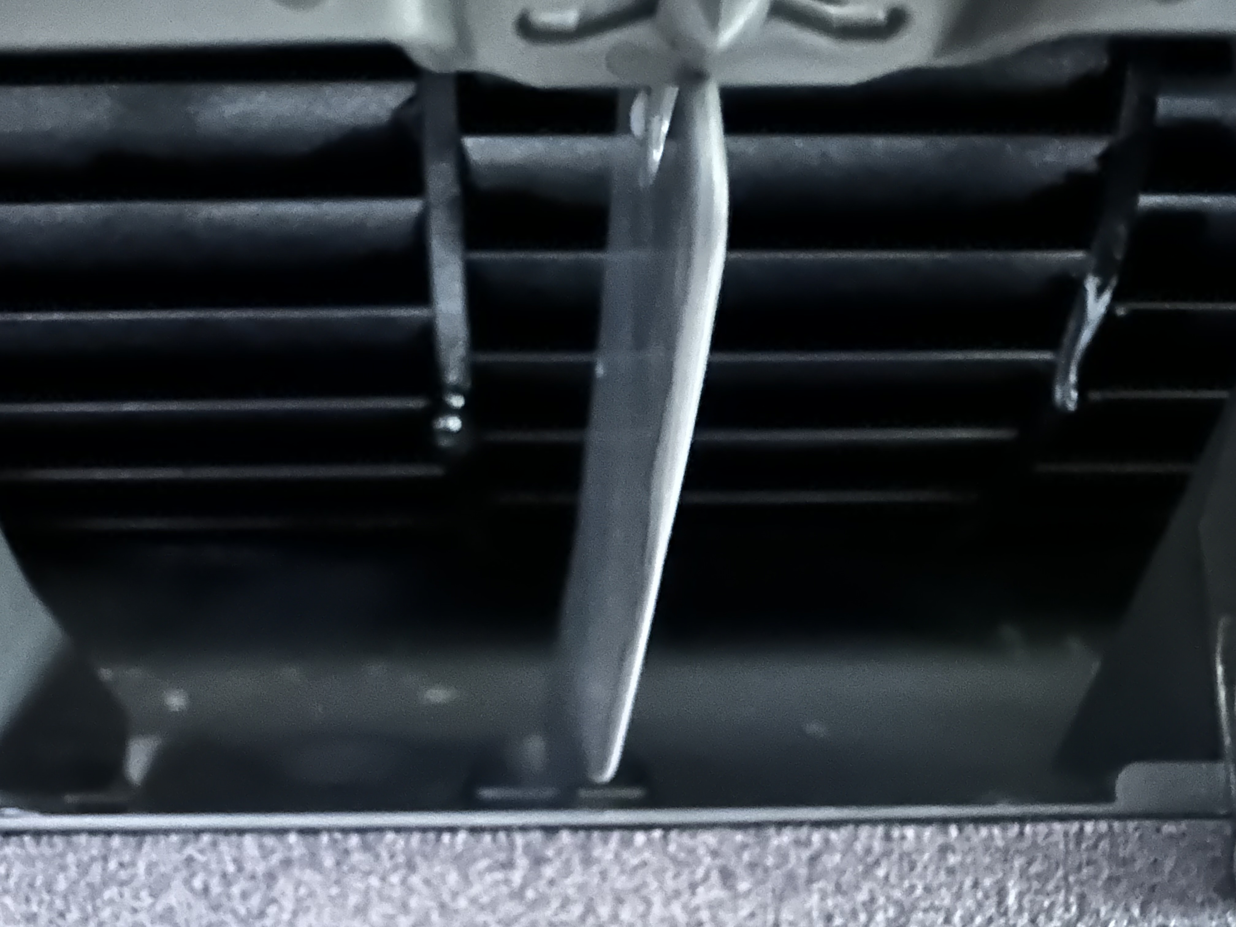 愛知県春日井市のお掃除機能付きエアコンの作業後1