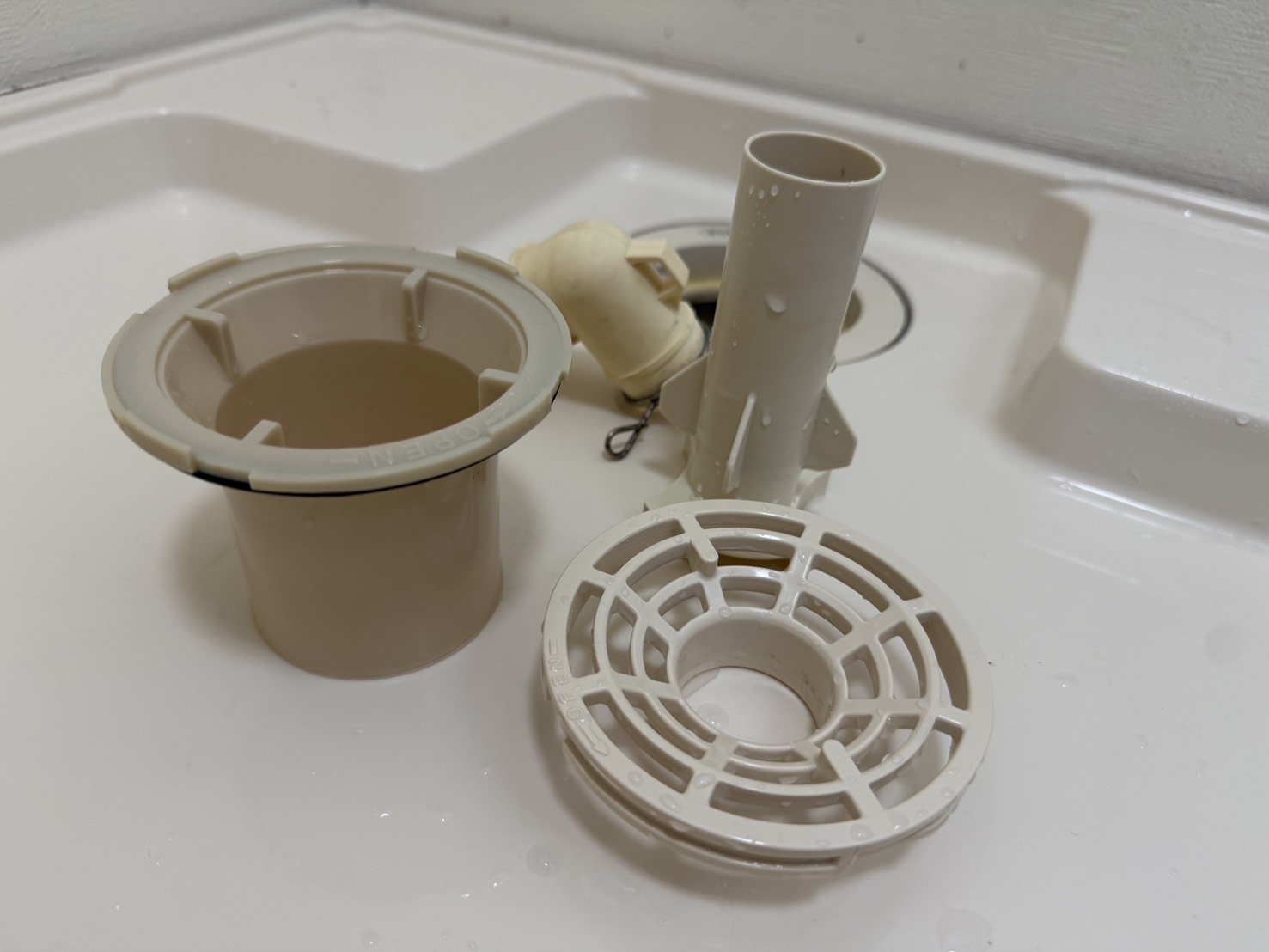 東京都足立区足立区の洗濯機分解クリーニングの作業後1