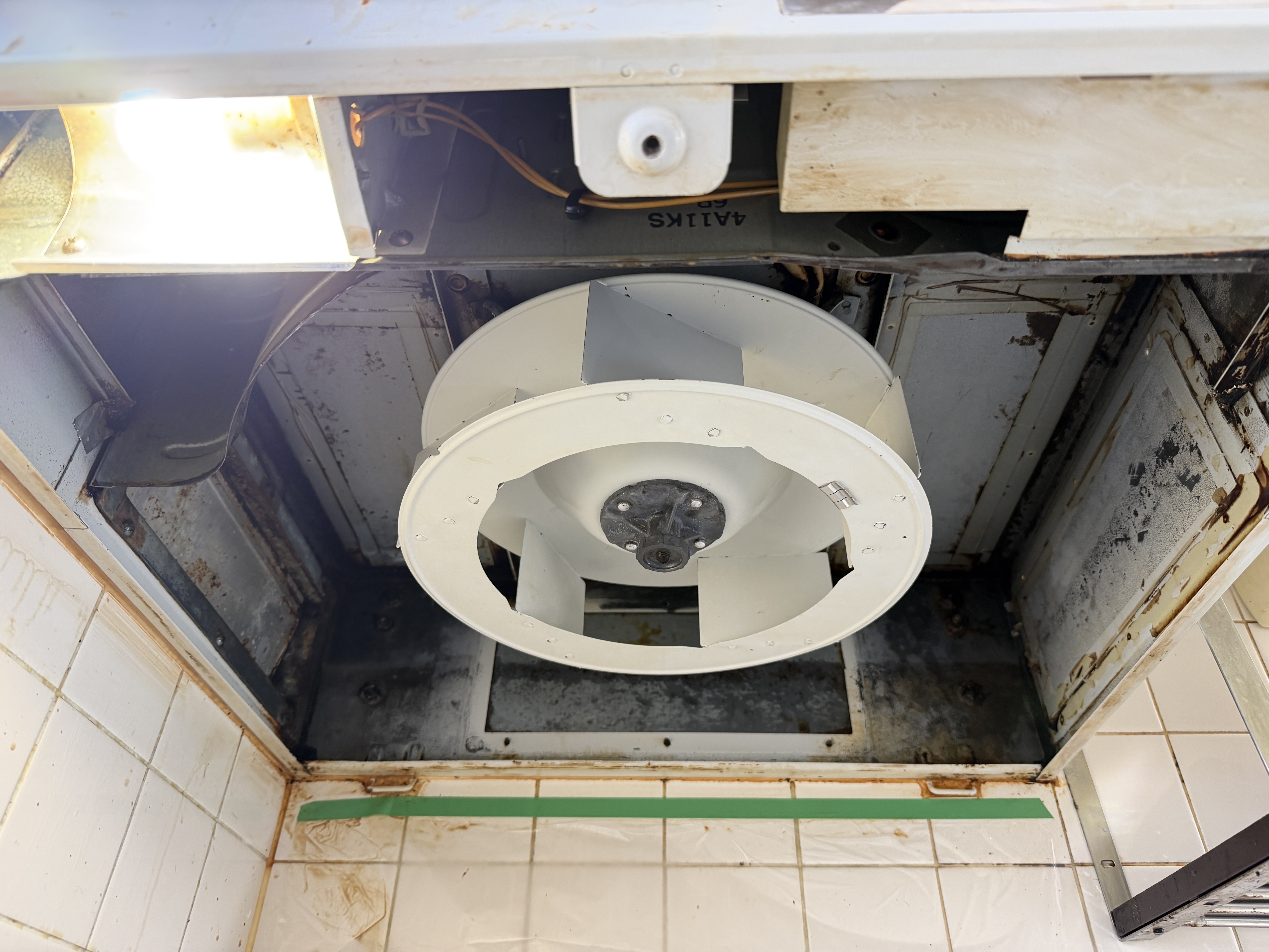 岩手県盛岡市のレンジフードクリーニングの作業後1