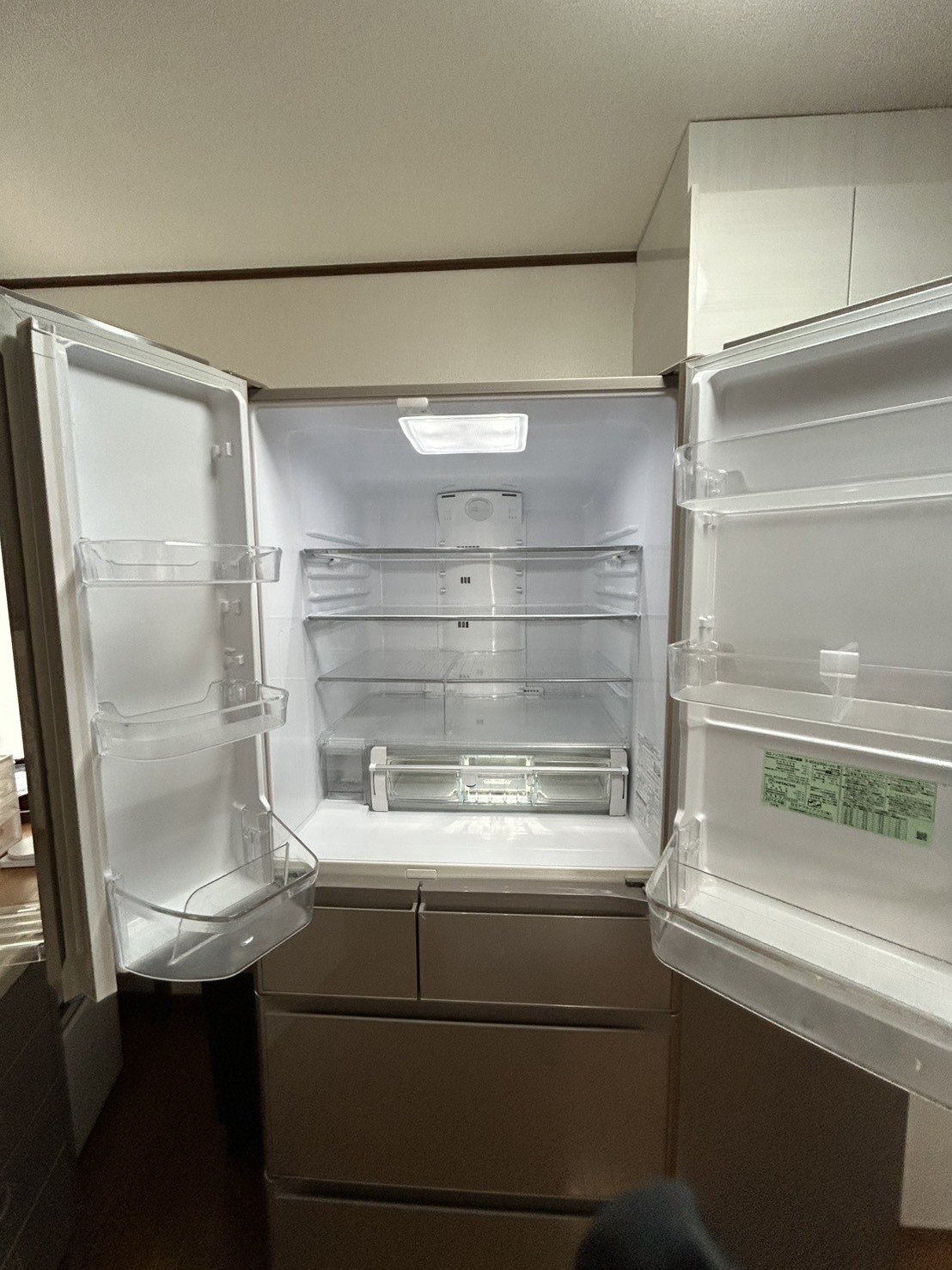 兵庫県西宮市の冷蔵庫クリーニングの作業後1