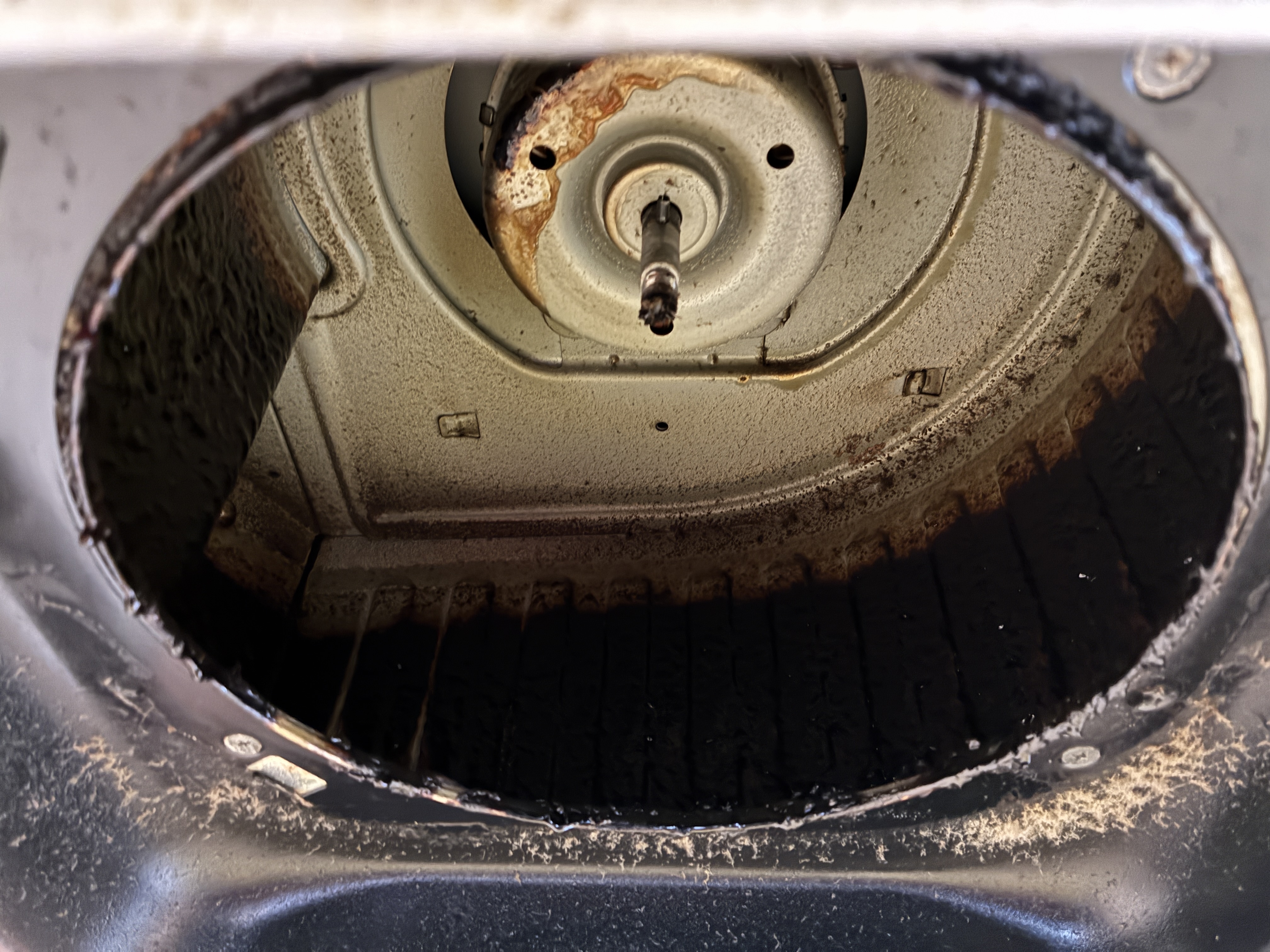 茨城県結城市のレンジフードクリーニングの作業前1