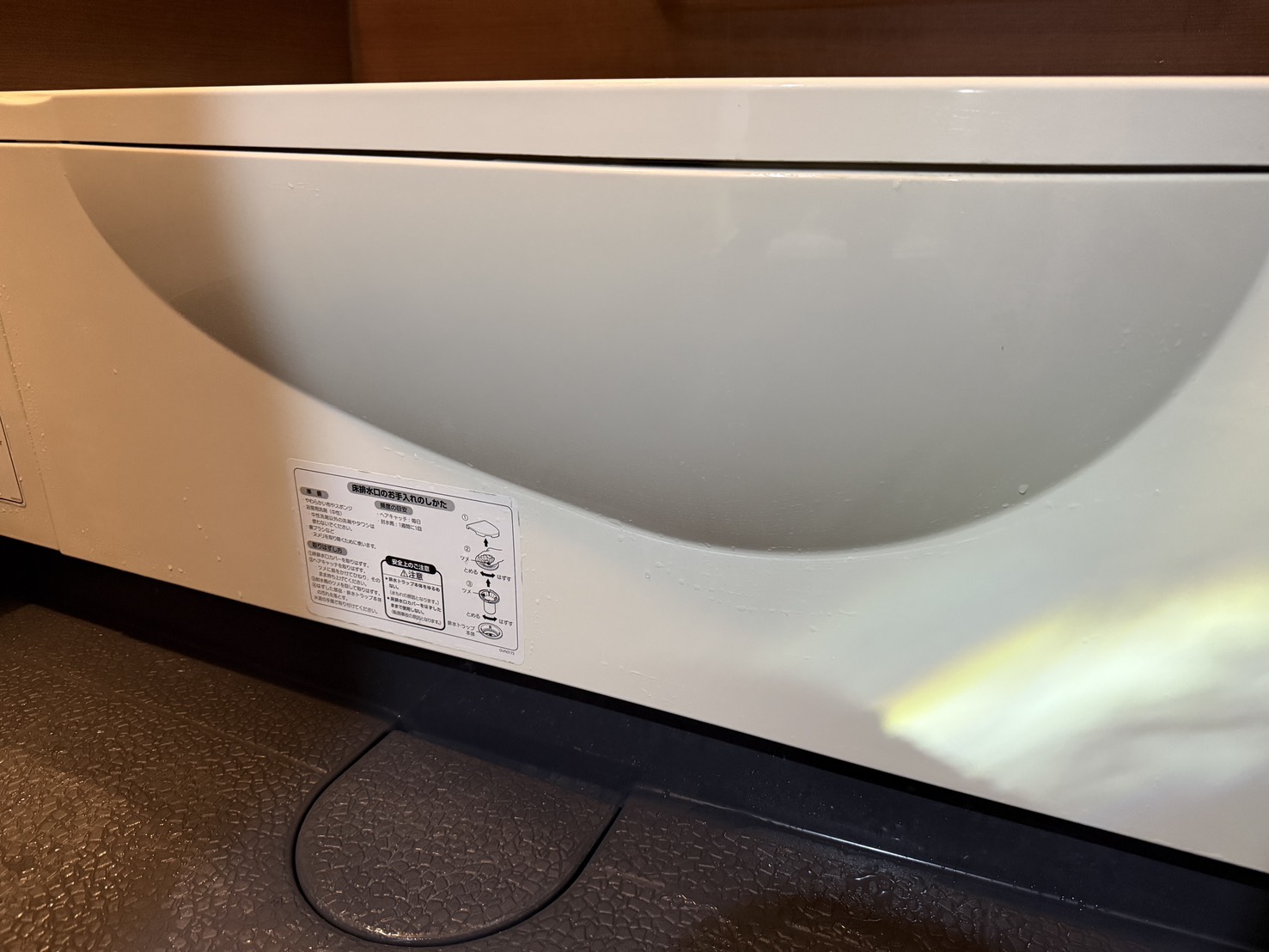 東京都足立区一ツ家の浴室・お風呂クリーニングの作業後2