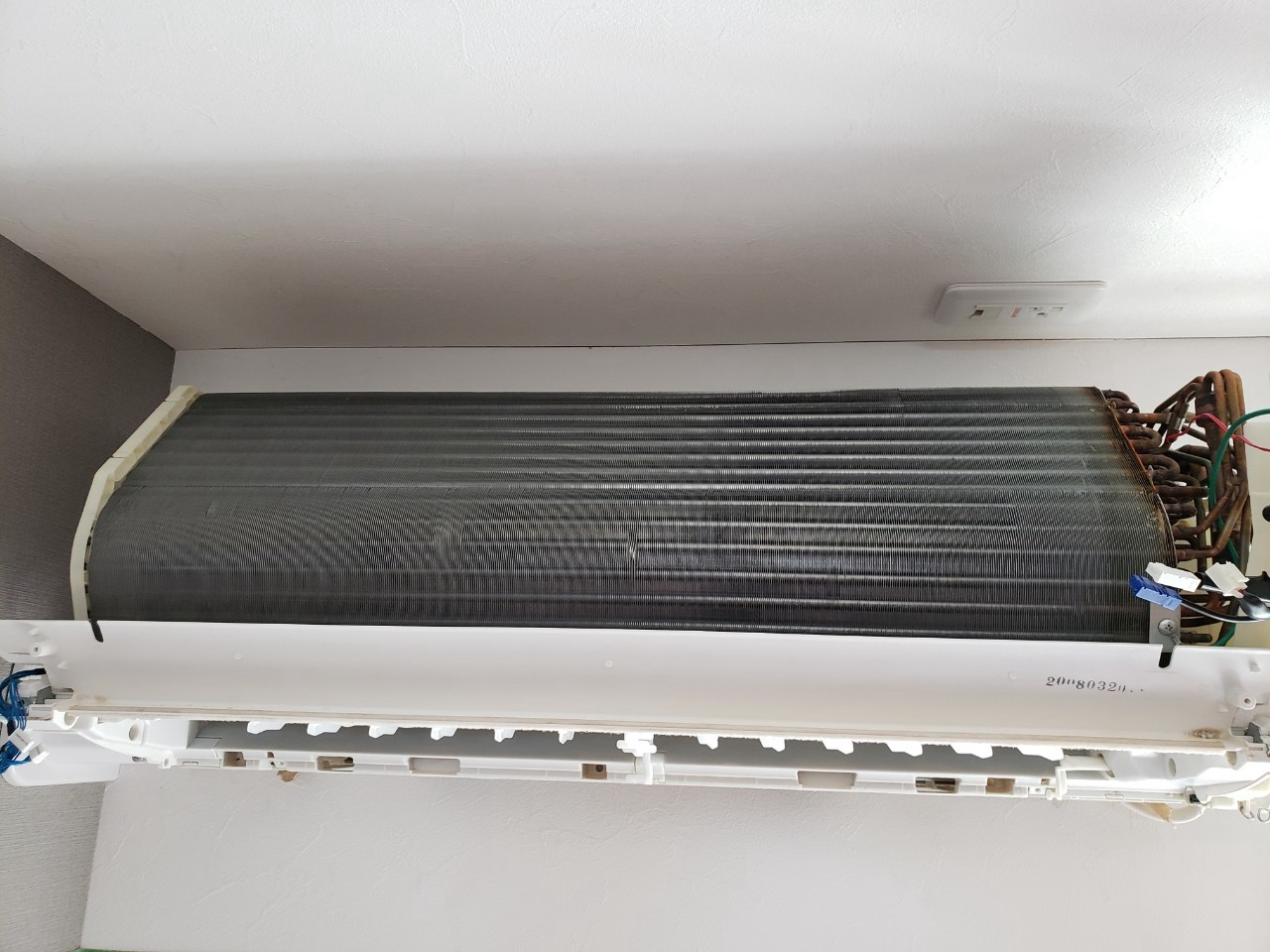 新潟県新潟市西区内野西が丘の壁掛けエアコンの作業後2