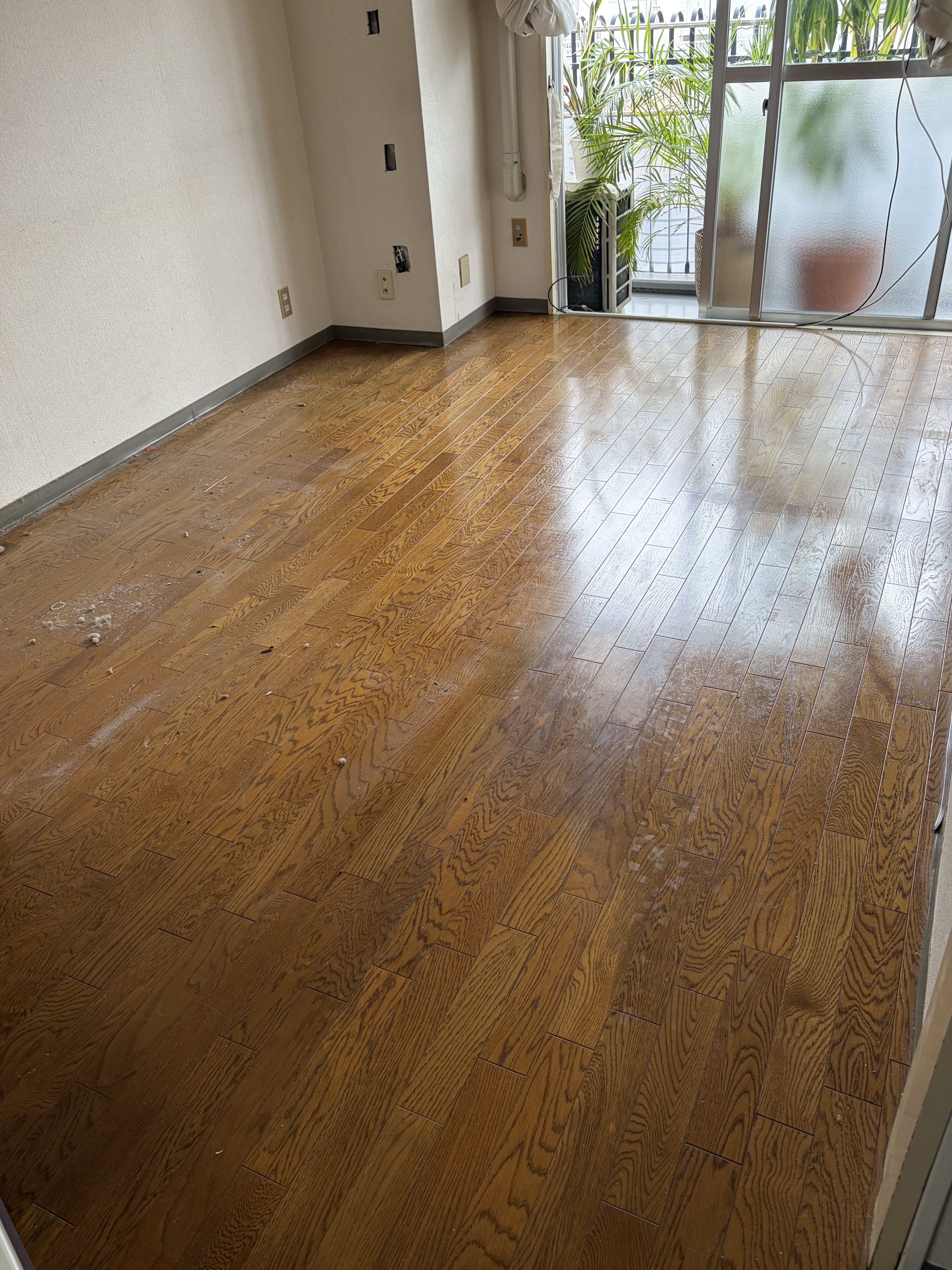 東京都墨田区亀沢のフローリングクリーニングの作業前1