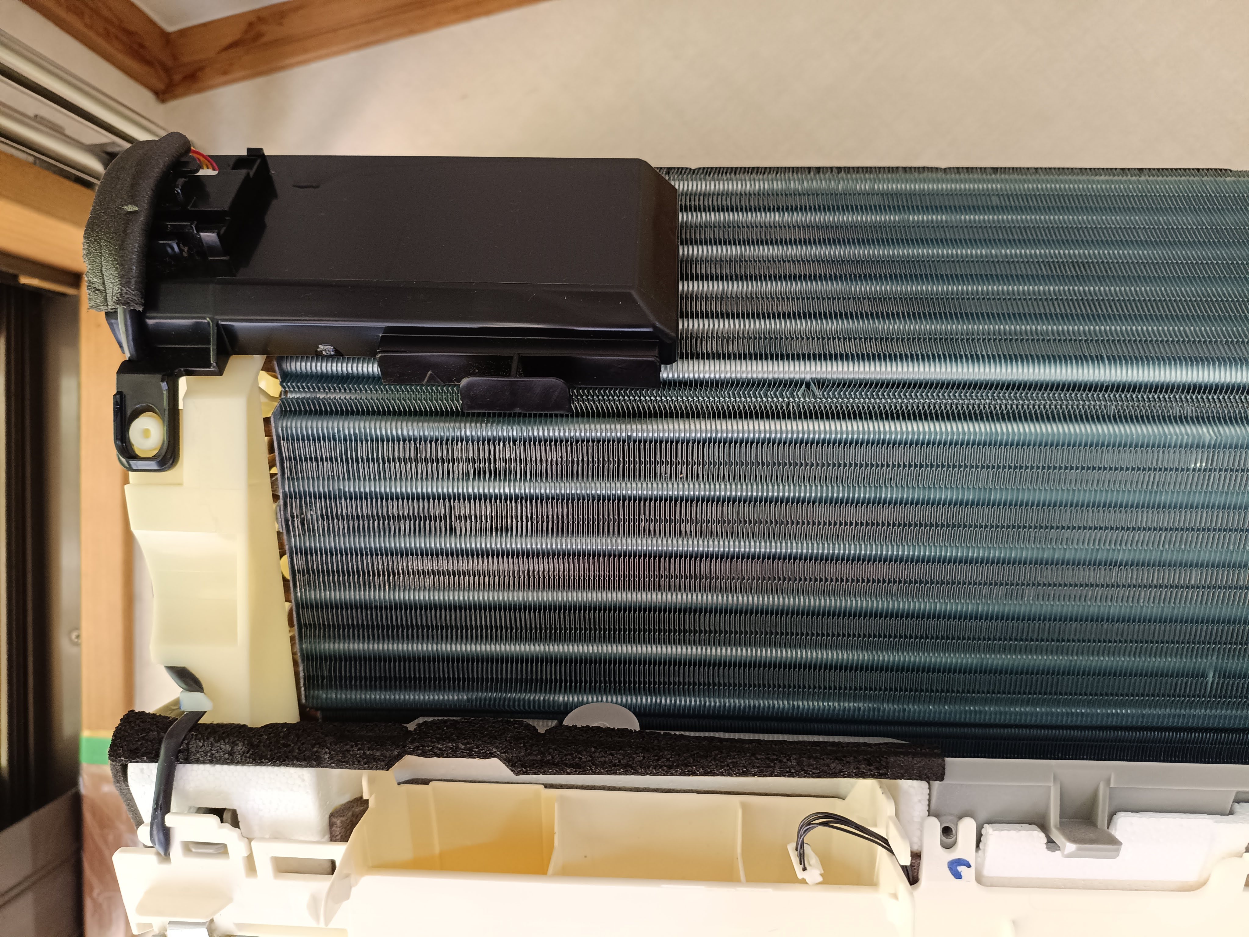 愛知県半田市のお掃除機能付きエアコンの作業後2