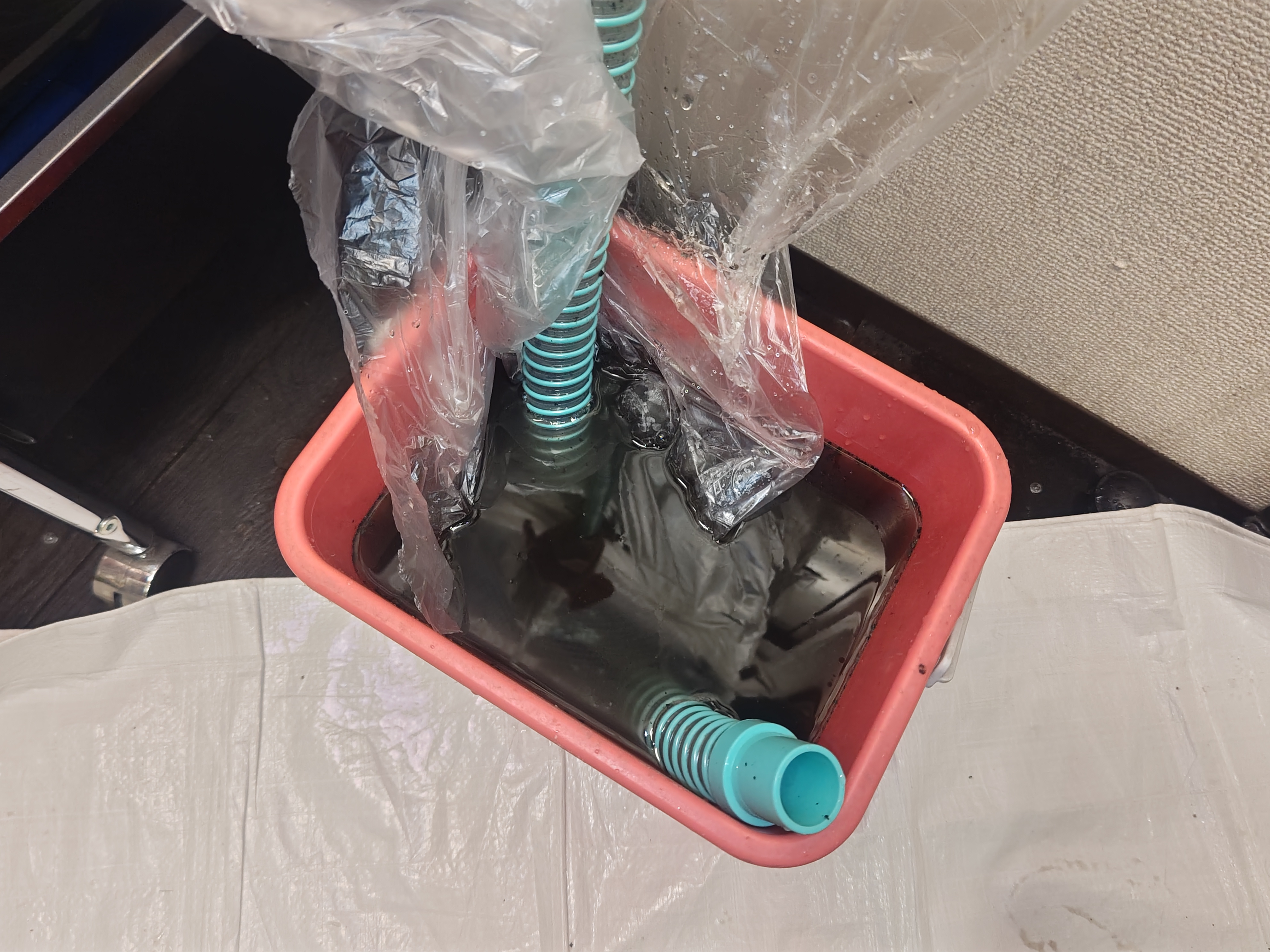 東京都新宿区若葉の壁掛けエアコンの作業後3