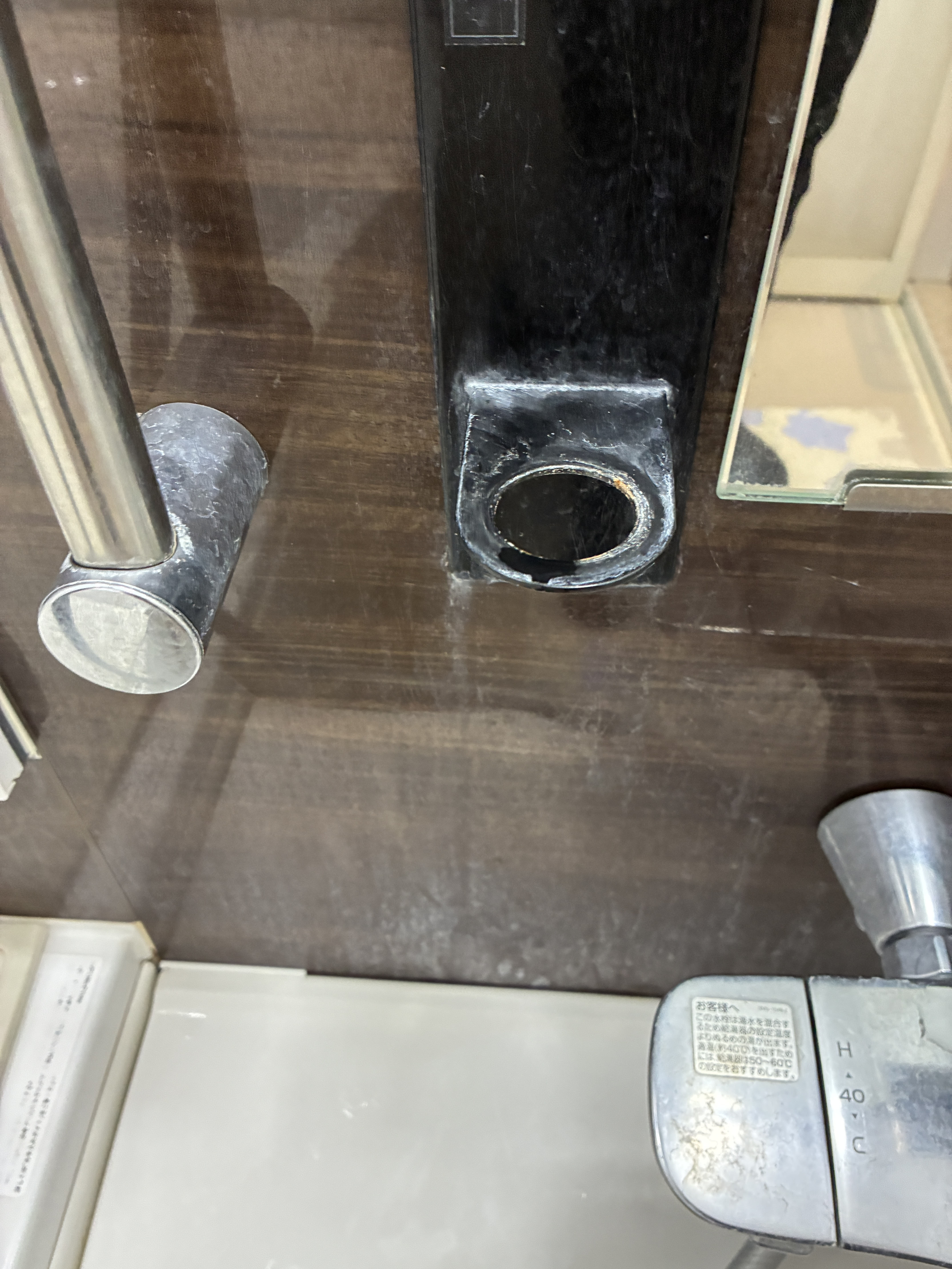 大阪府東大阪市御厨南の浴室・お風呂クリーニングの作業前1