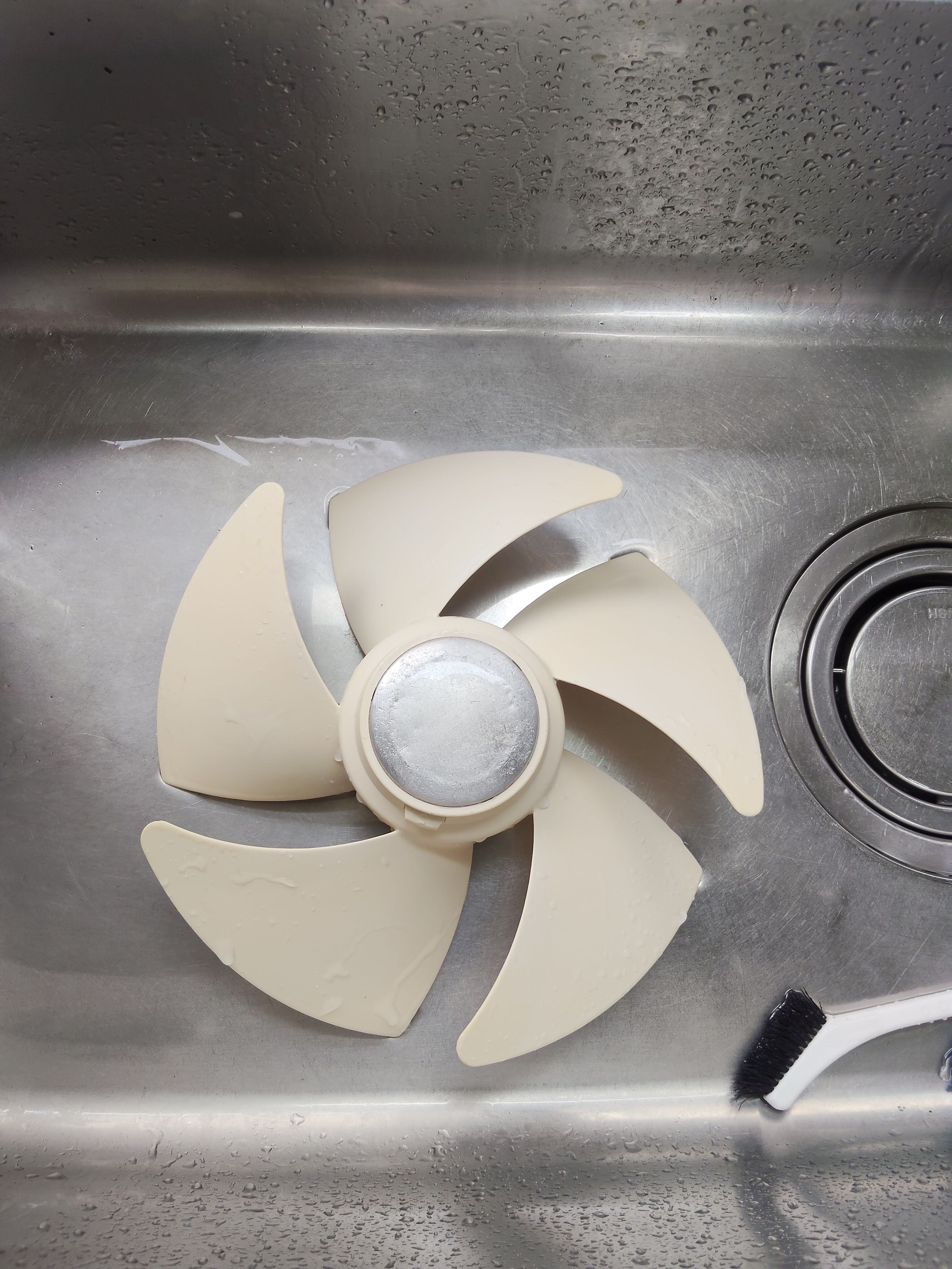 神奈川県横浜市戸塚区のレンジフードクリーニングの作業後1