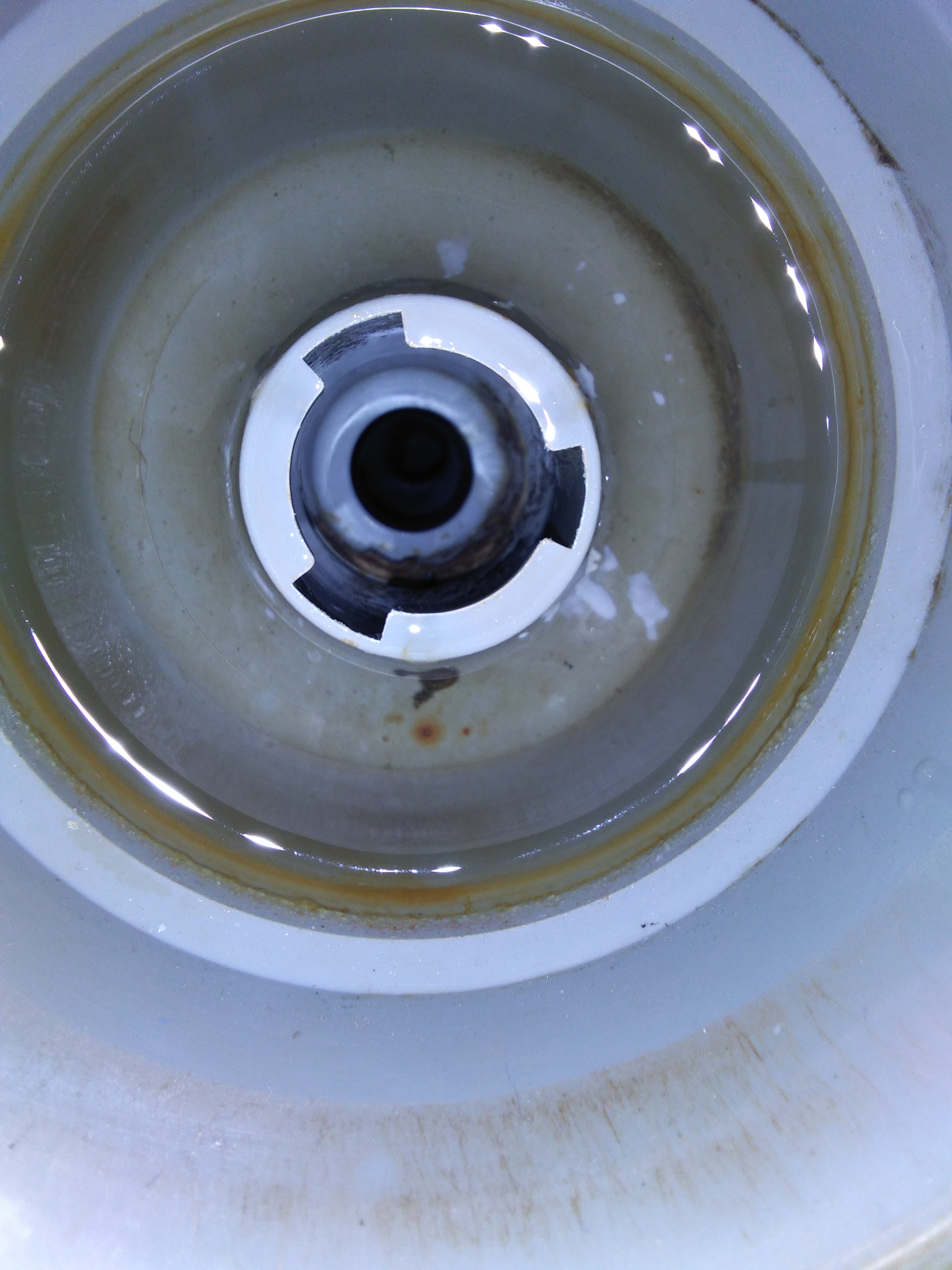 福島県いわき市のキッチンクリーニングの作業前1