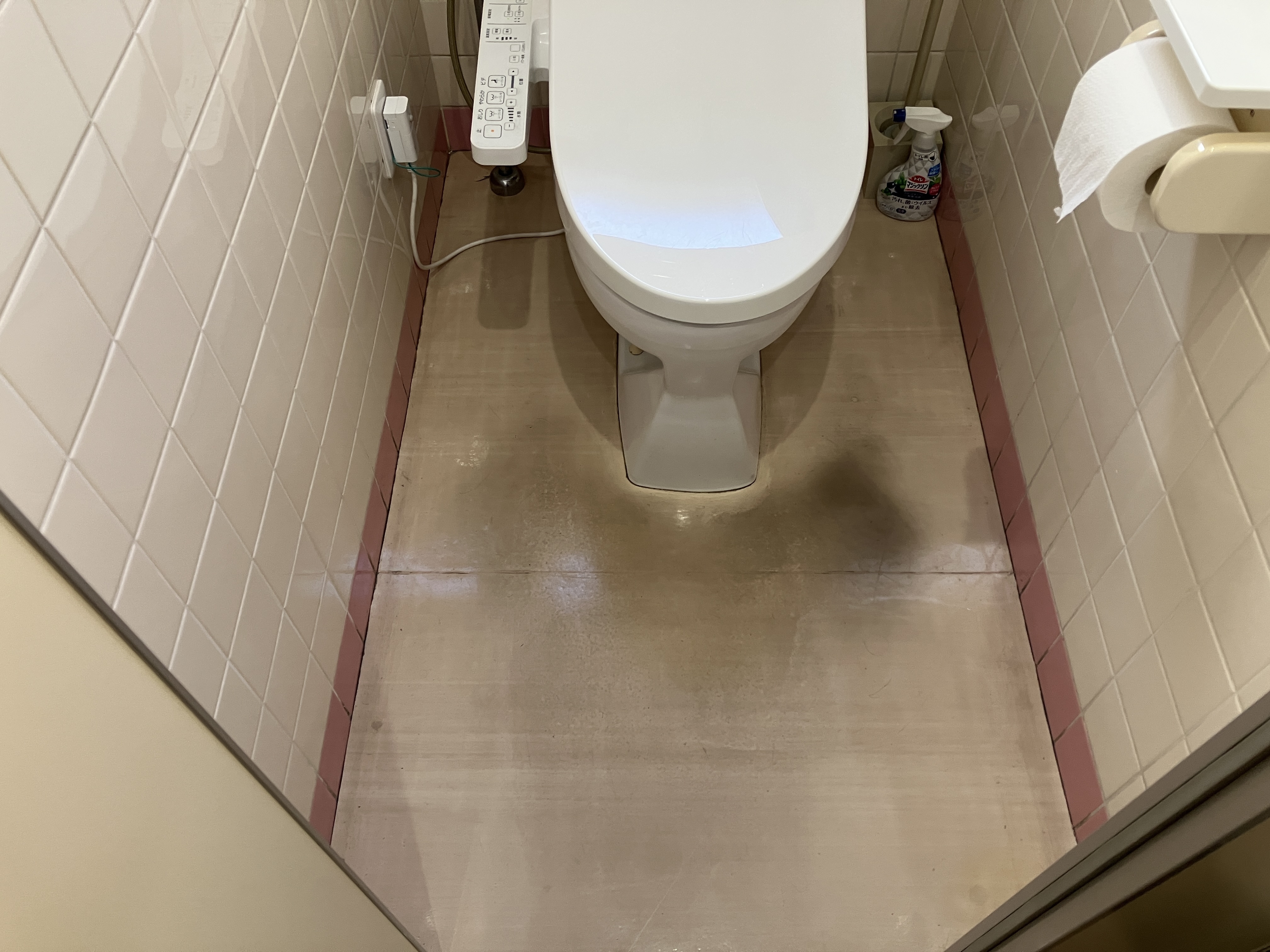 東京都新宿区のビル・マンション共用部清掃の作業前1