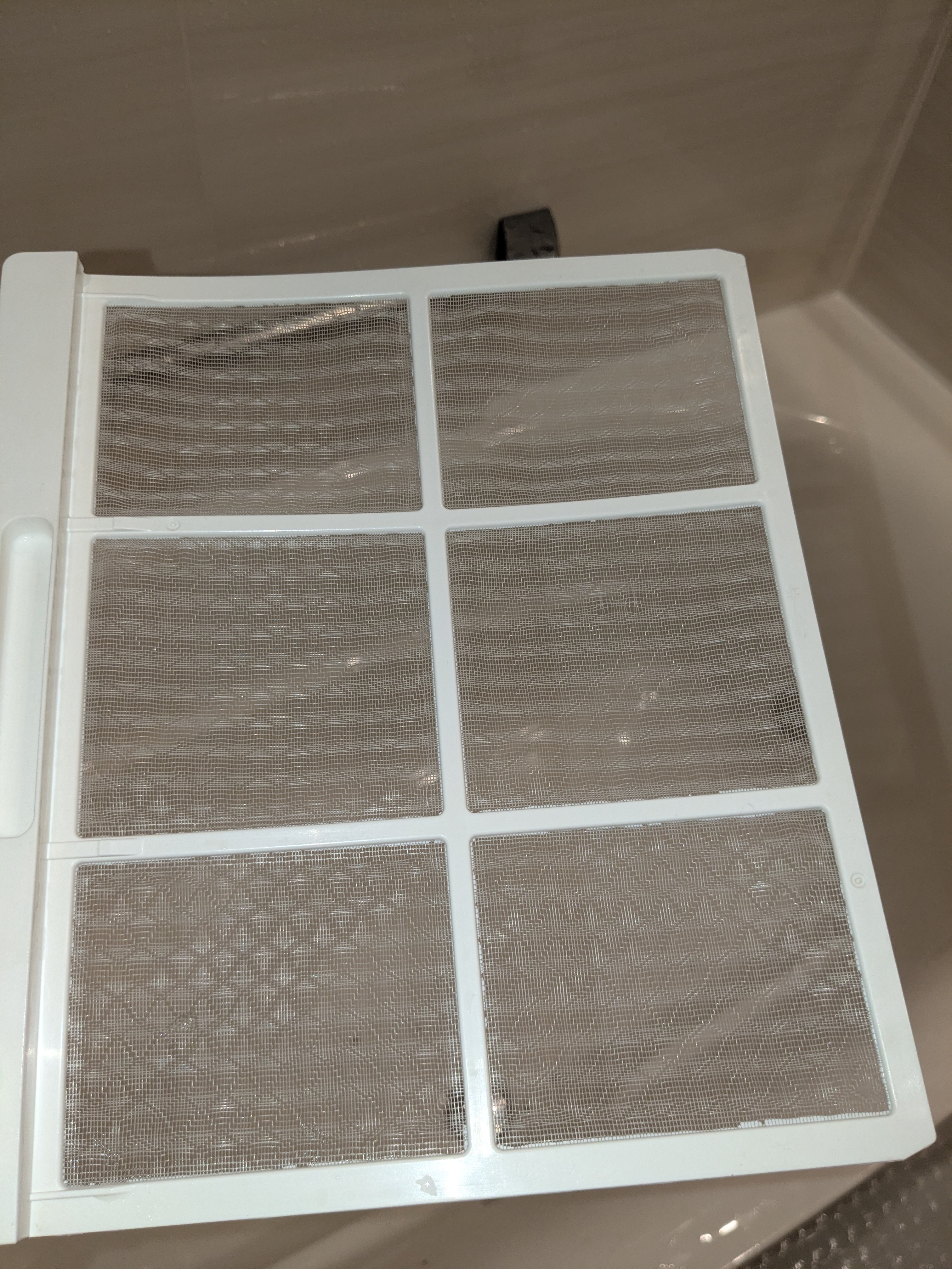 東京都世田谷区の浴室乾燥機クリーニングの作業後2