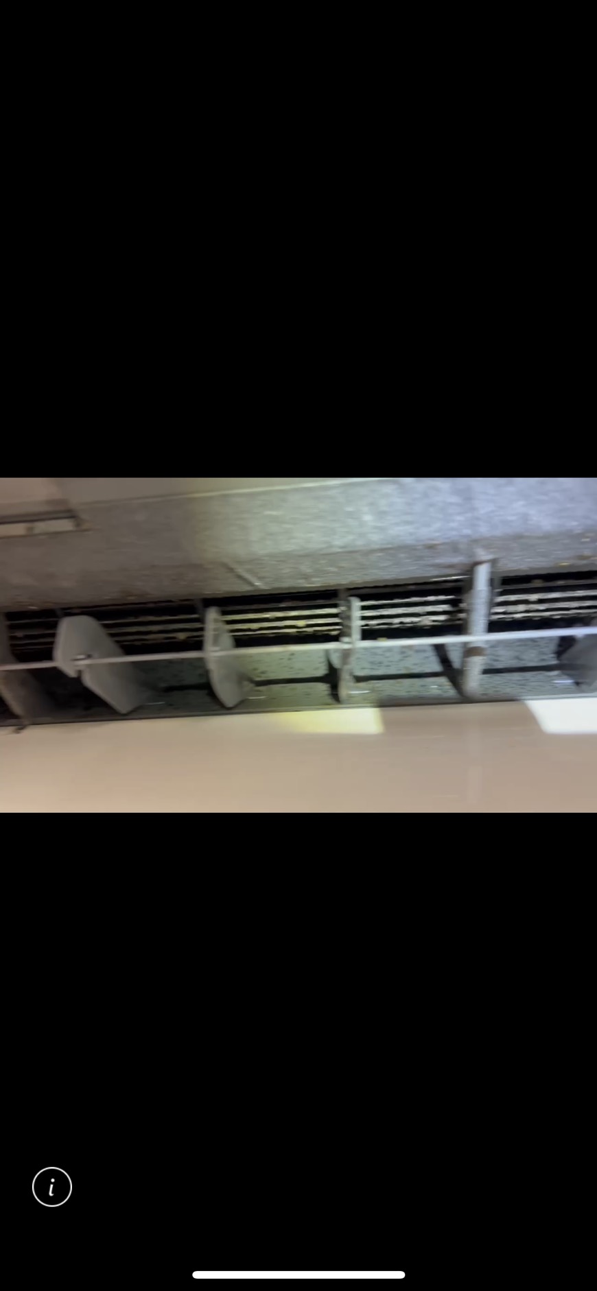 兵庫県宝塚市のお掃除機能付きエアコンの作業前1