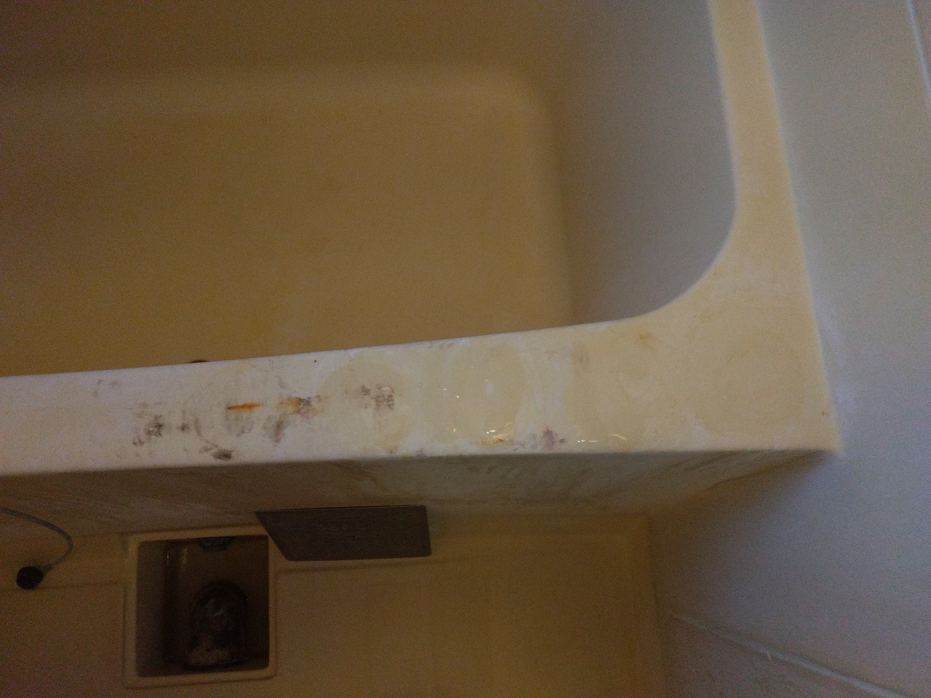 福岡県那珂川市の浴室・お風呂クリーニングの作業前2