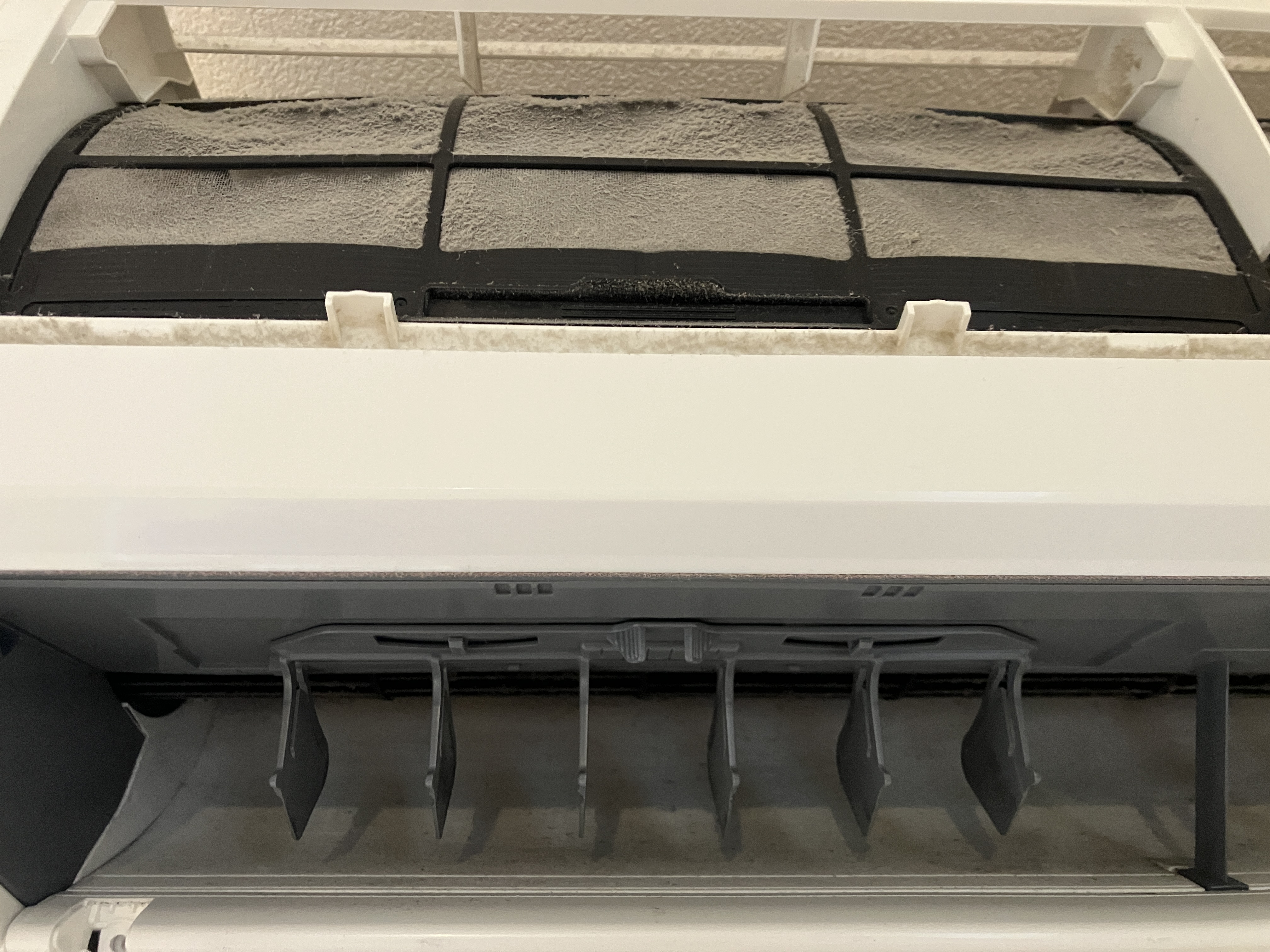 宮城県仙台市太白区の壁掛けエアコンの作業前1