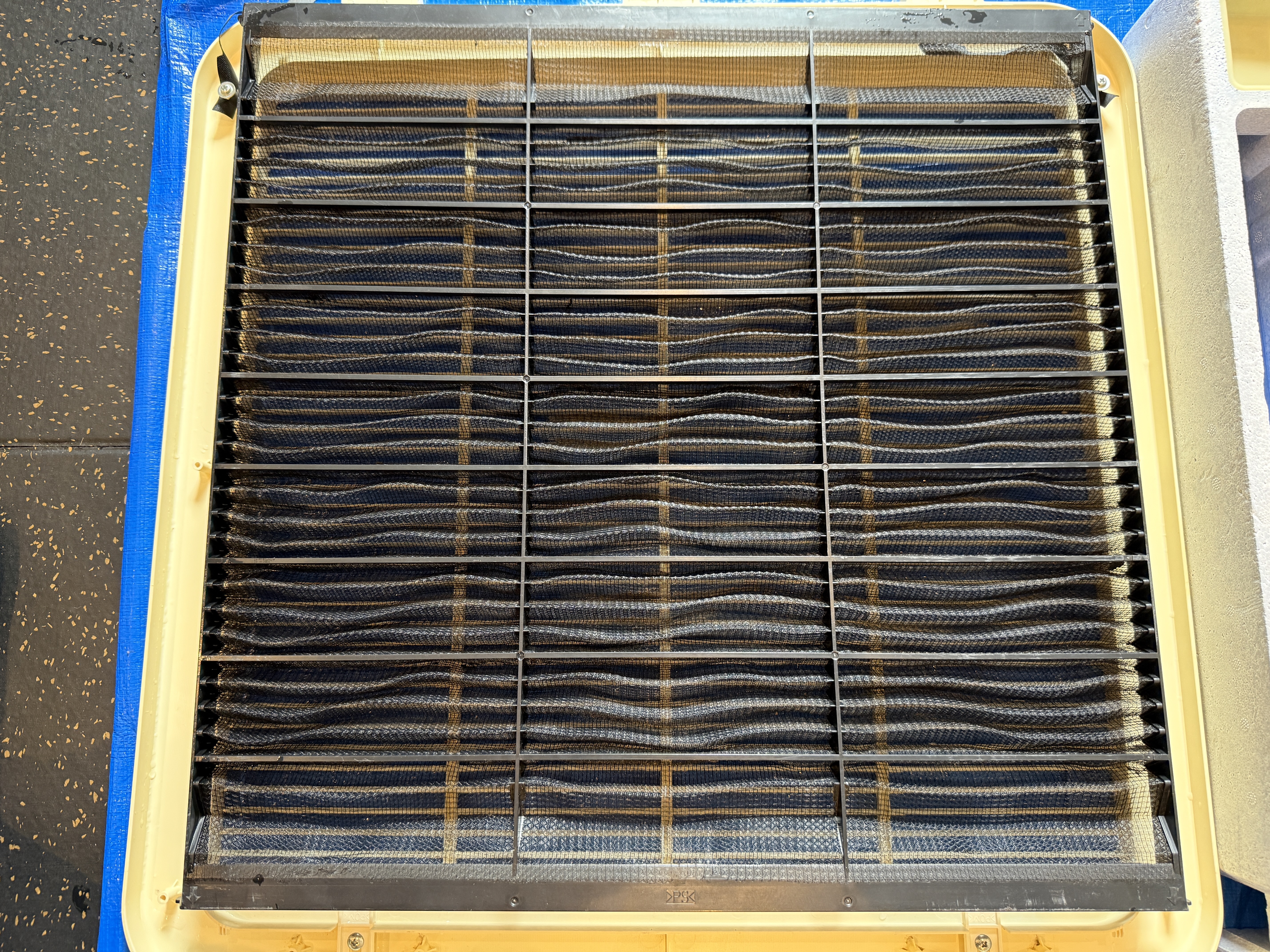 東京都品川区旗の台の業務用天井埋め込みエアコンの作業後1