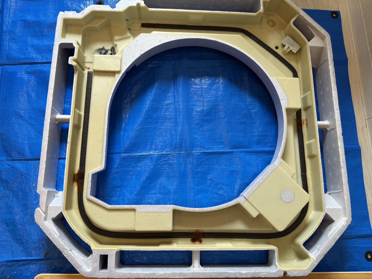 東京都品川区旗の台の業務用天井埋め込みエアコンの作業後2