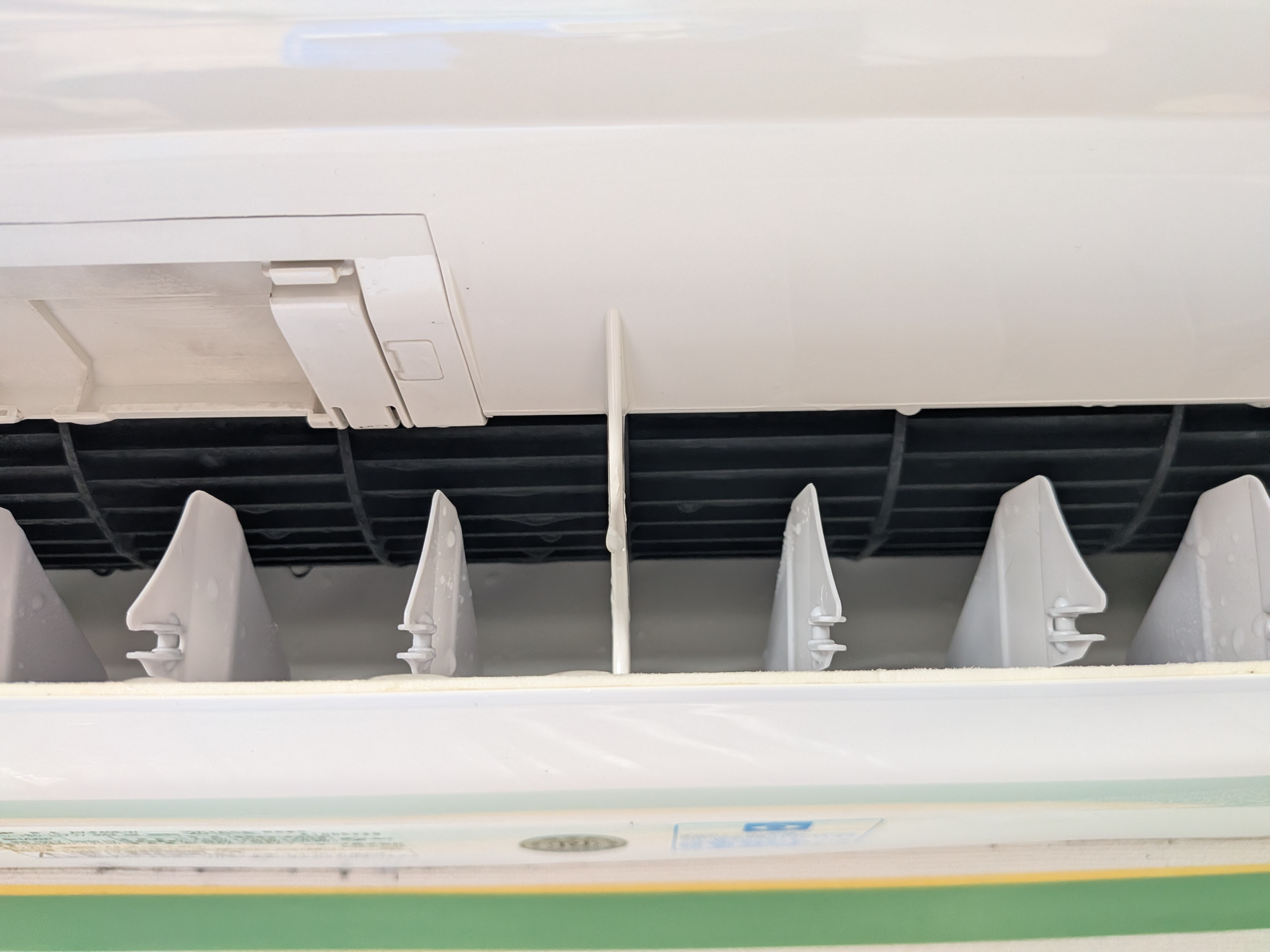 神奈川県横浜市青葉区しらとり台のお掃除機能付きエアコンの作業後1