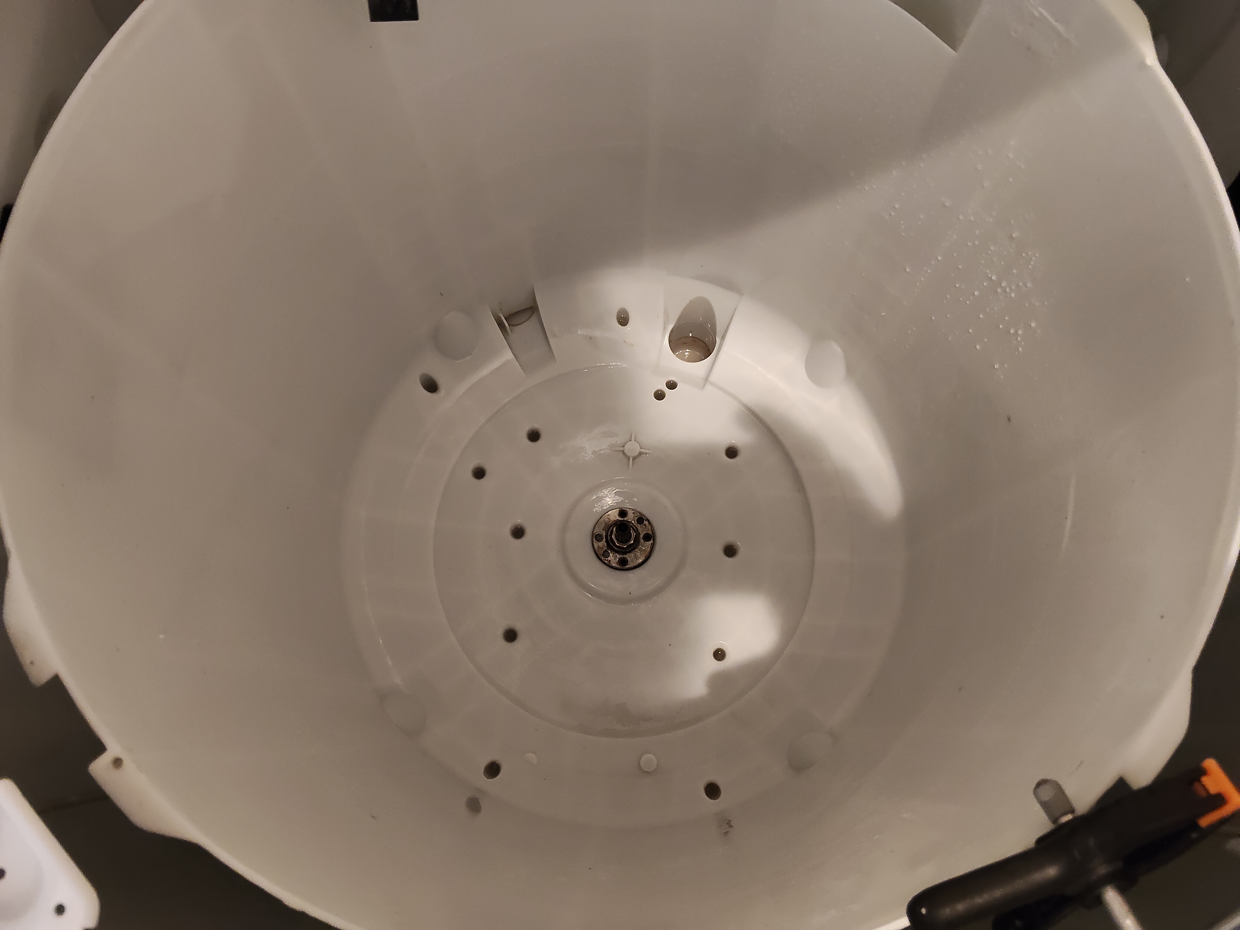 神奈川県横浜市戸塚区の洗濯機分解クリーニングの作業後3