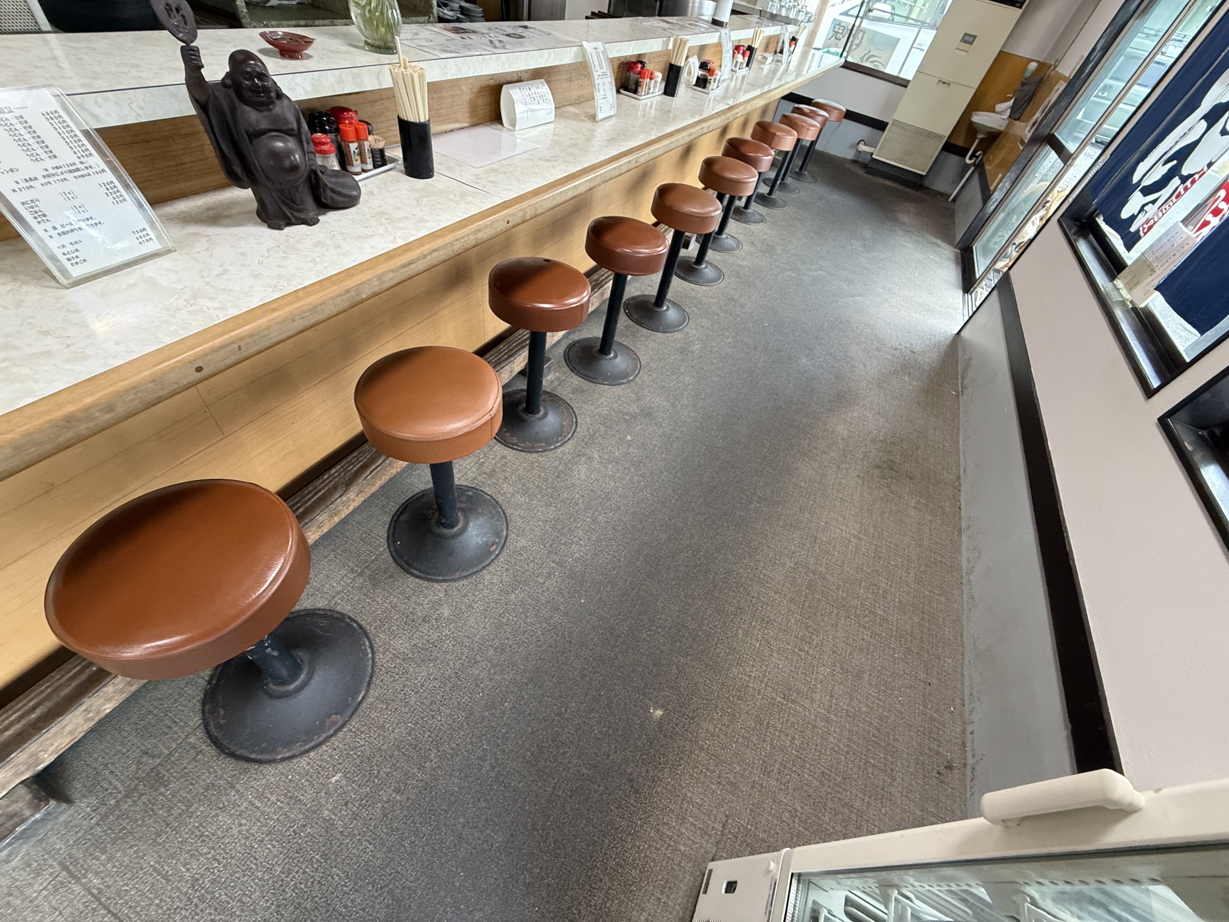 大分県中津市の飲食店清掃の作業前1